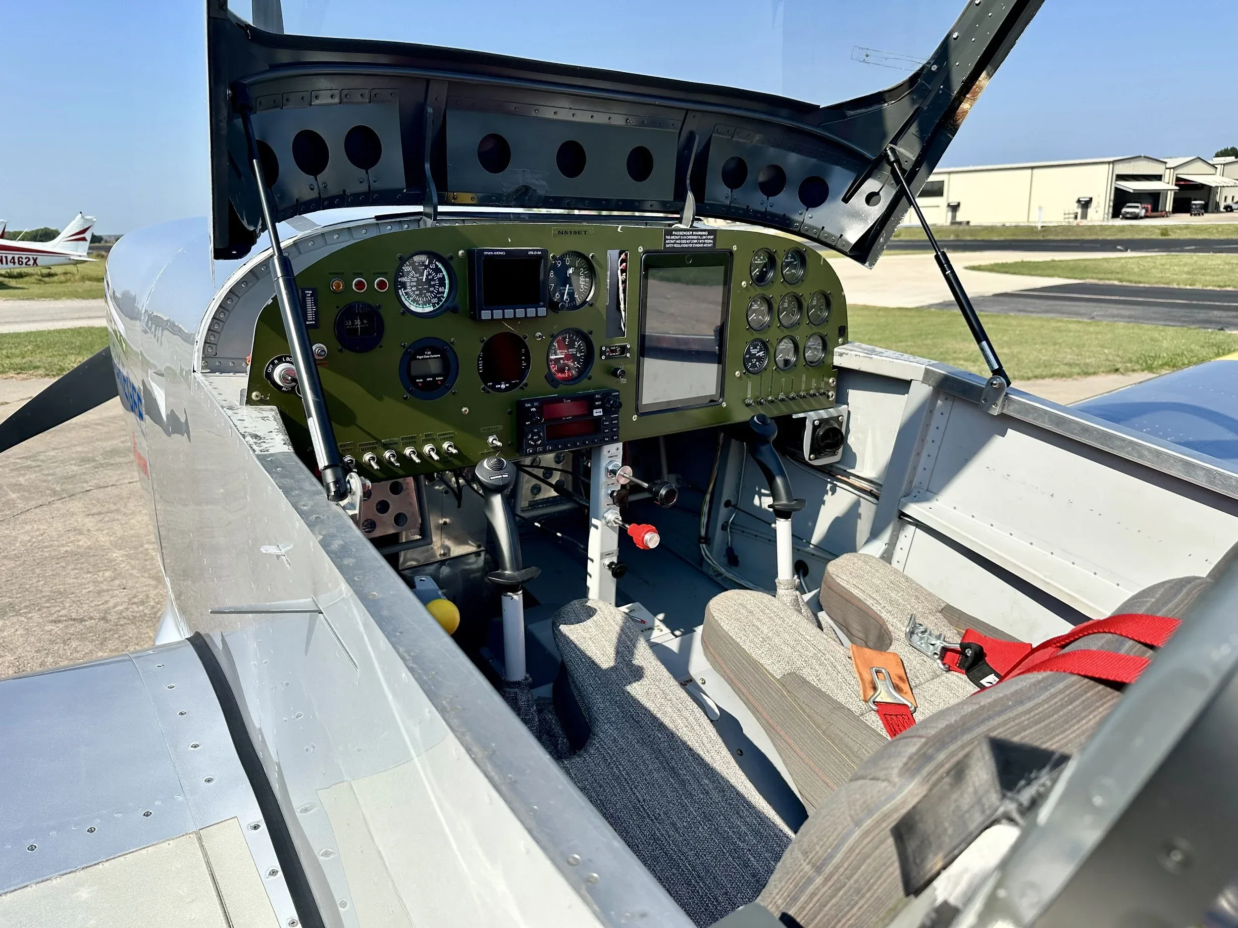 Cockpit and instrument panel of a 2020 Zane Co Aero rv 6 n519et.