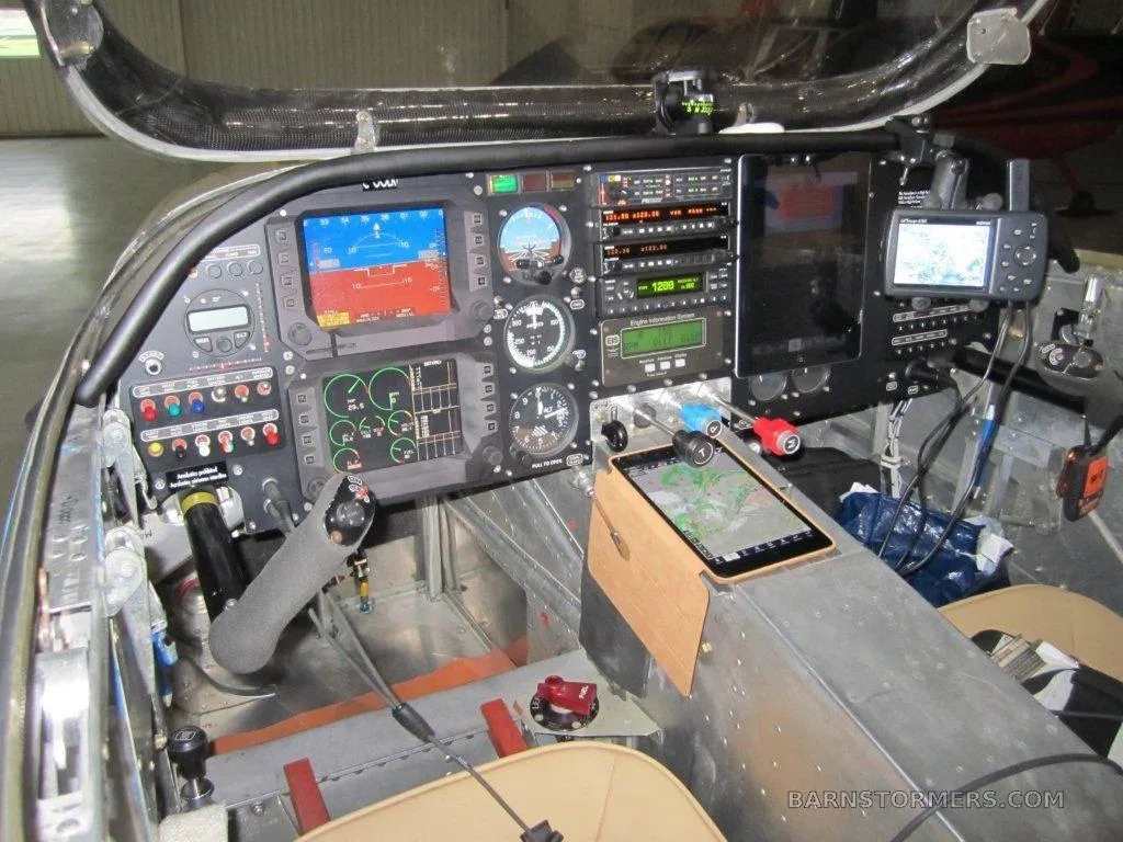 Cockpit and instrument panel of a 2009 Quest VENTURE.