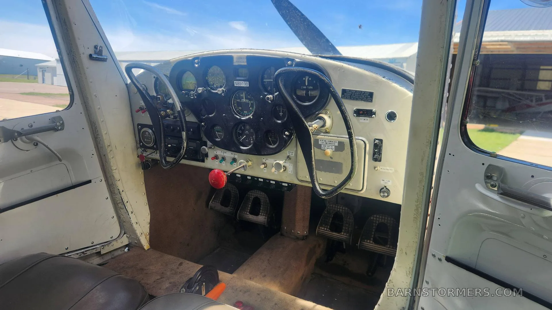 Cockpit and instrument panel of a Cessna.