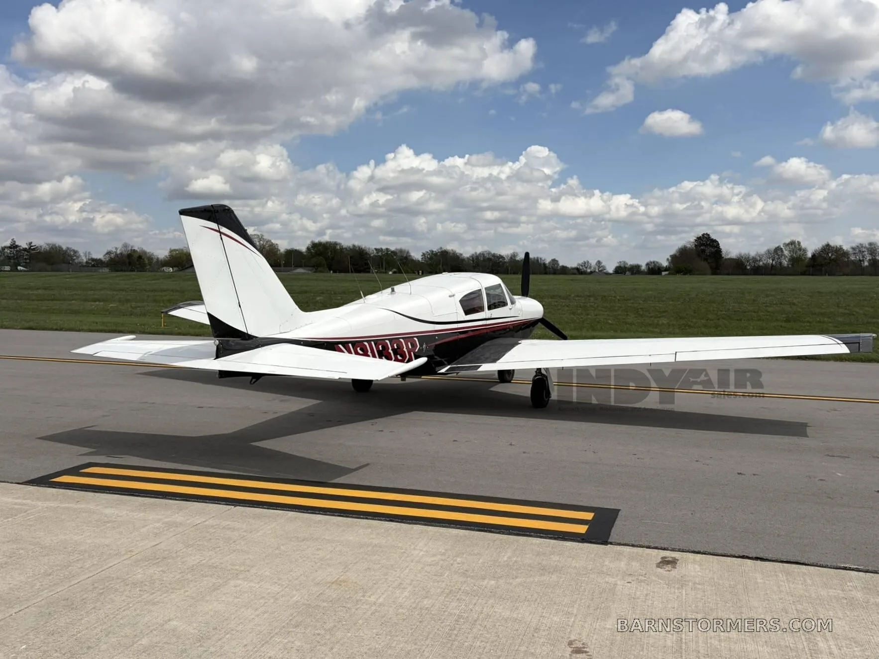 Exterior view of a Piper.