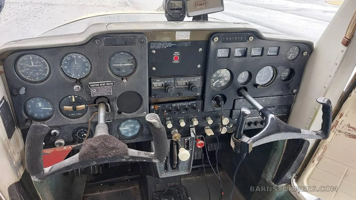 Cockpit and instrument panel of a 1966 Cessna 150G.