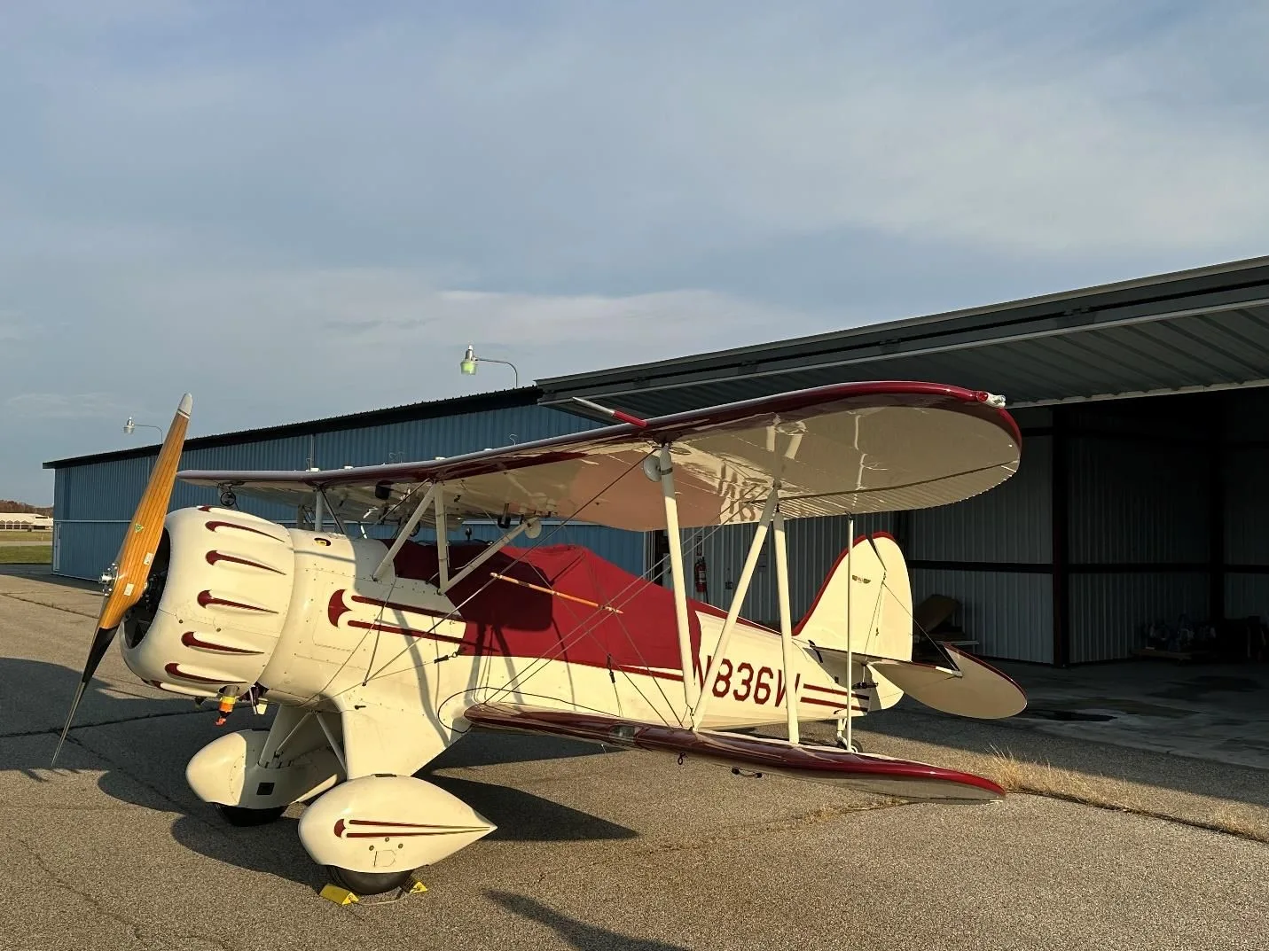 WACO YMF 5C N836W