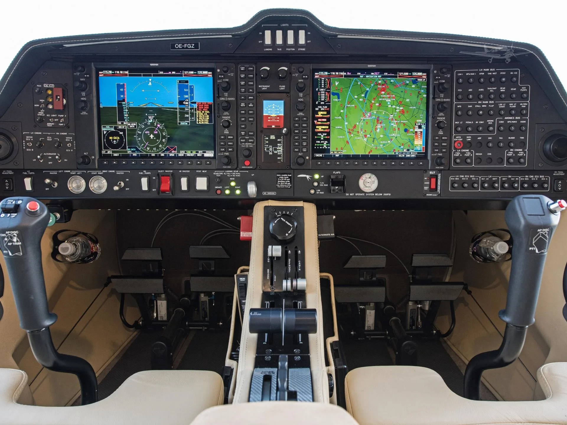 Cockpit and instrument panel of a 2026 DIAMOND DA62.