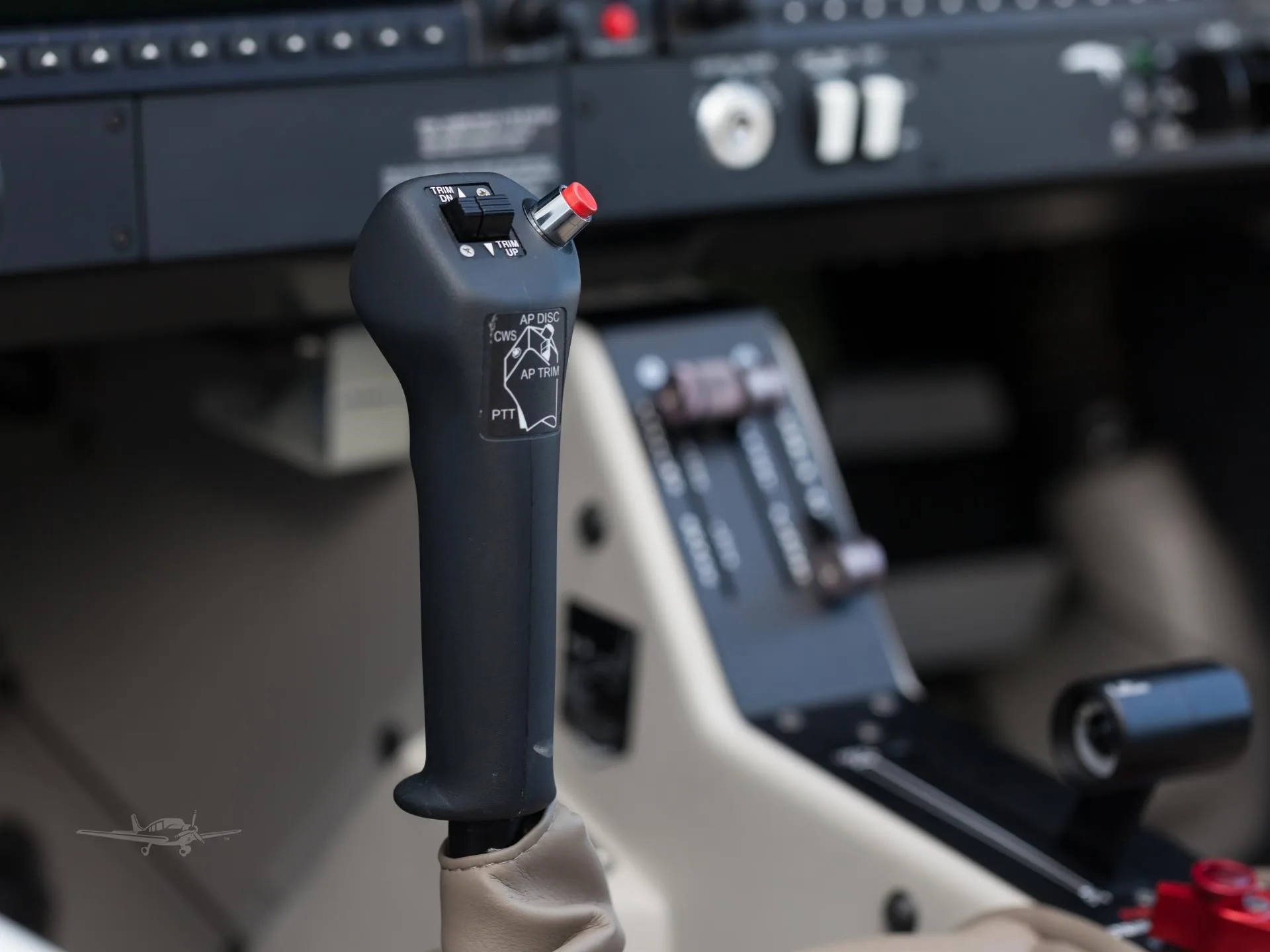 Avionics suite of a 2026 DIAMOND DA40 NG.