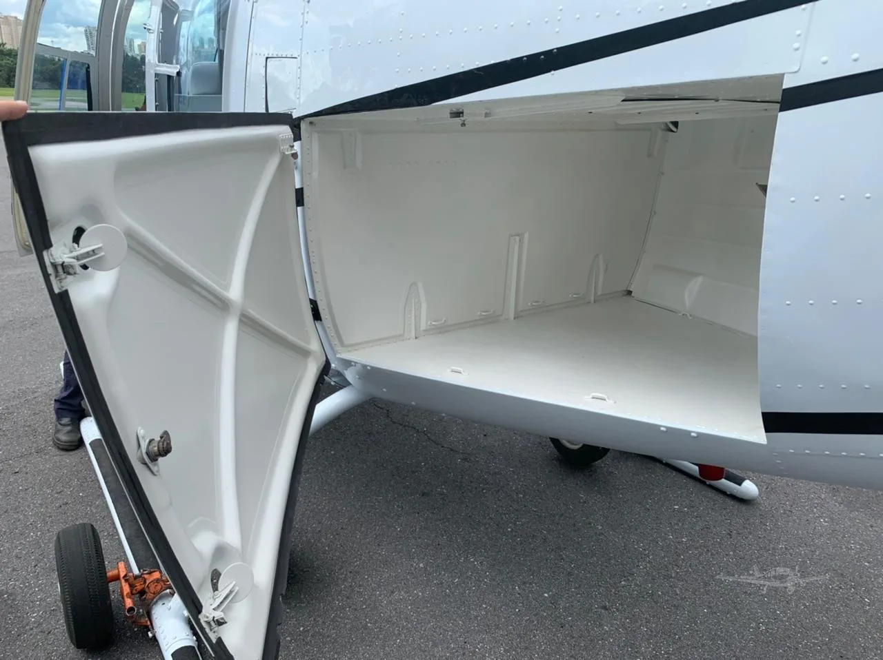 Cabin interior of a 1992 BELL 206B III.