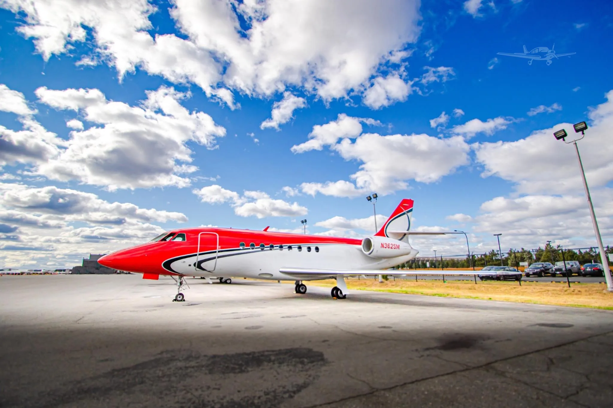 Exterior view of a 2000 DASSAULT FALCON 2000.