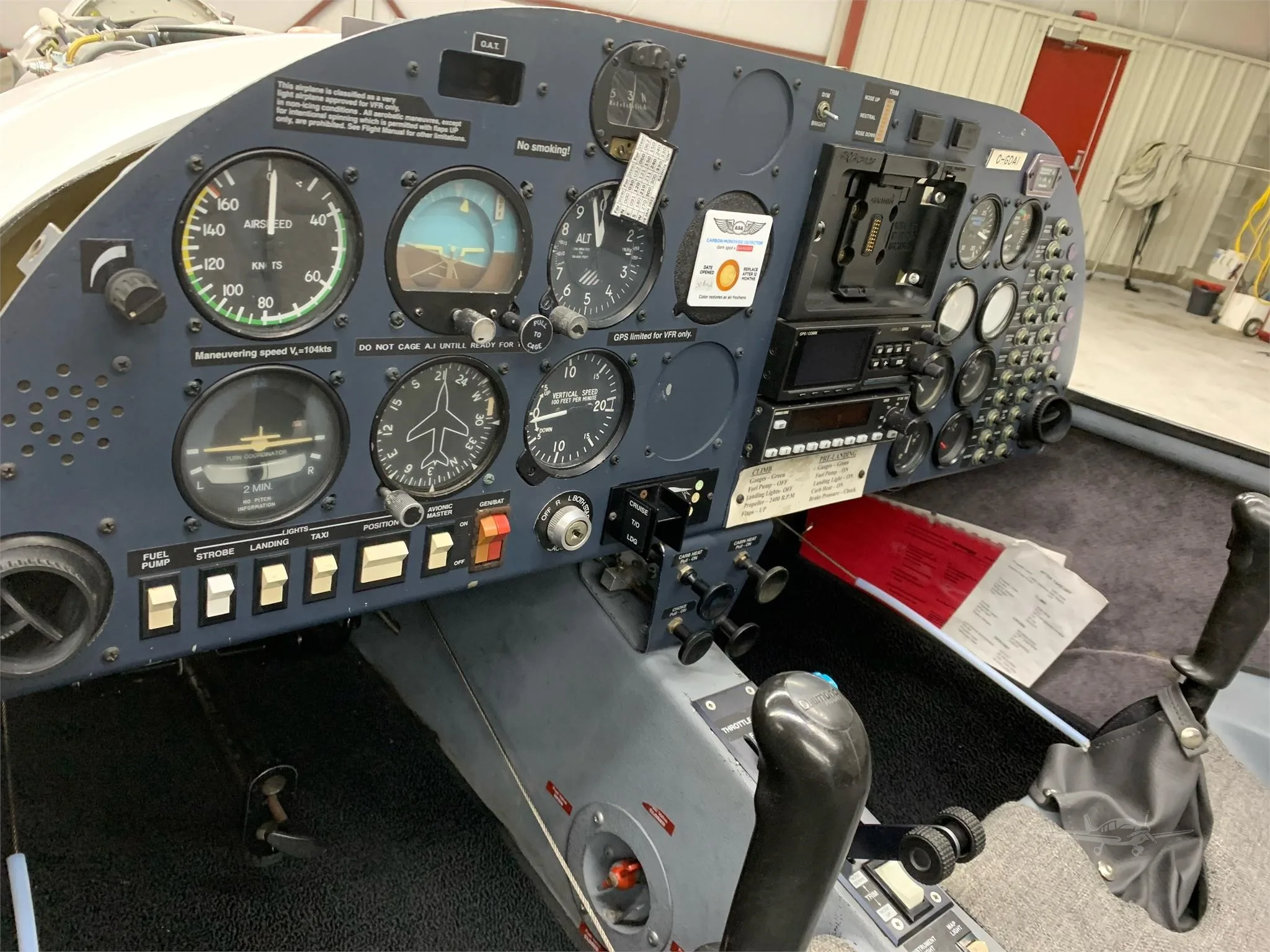 Cockpit and instrument panel of a 1996 DIAMOND DA20-A1 KATANA.
