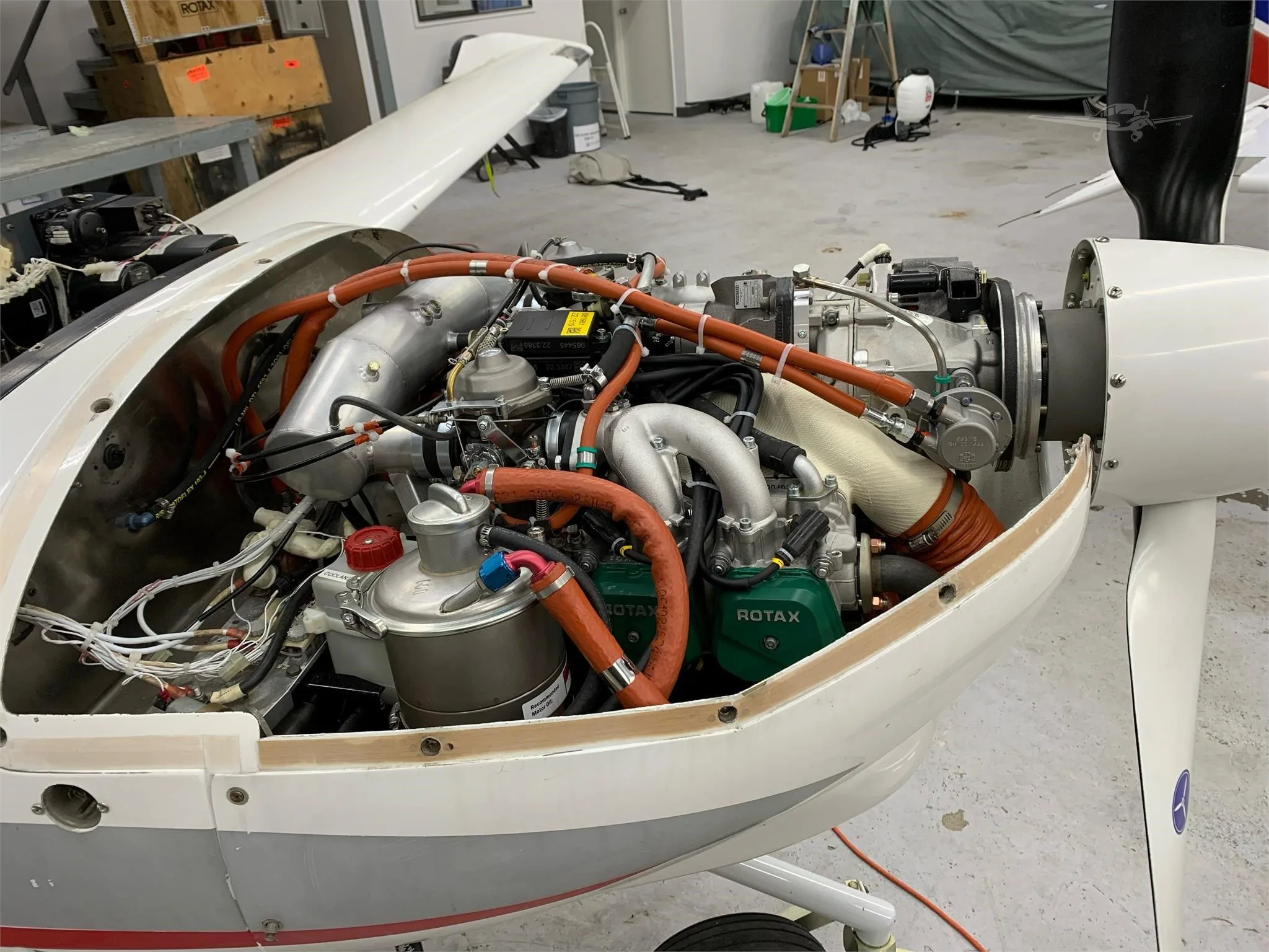 Engine detail of a 1996 DIAMOND DA20-A1 KATANA.