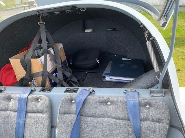 Cabin interior of a 1996 DIAMOND DA20-A1 KATANA.