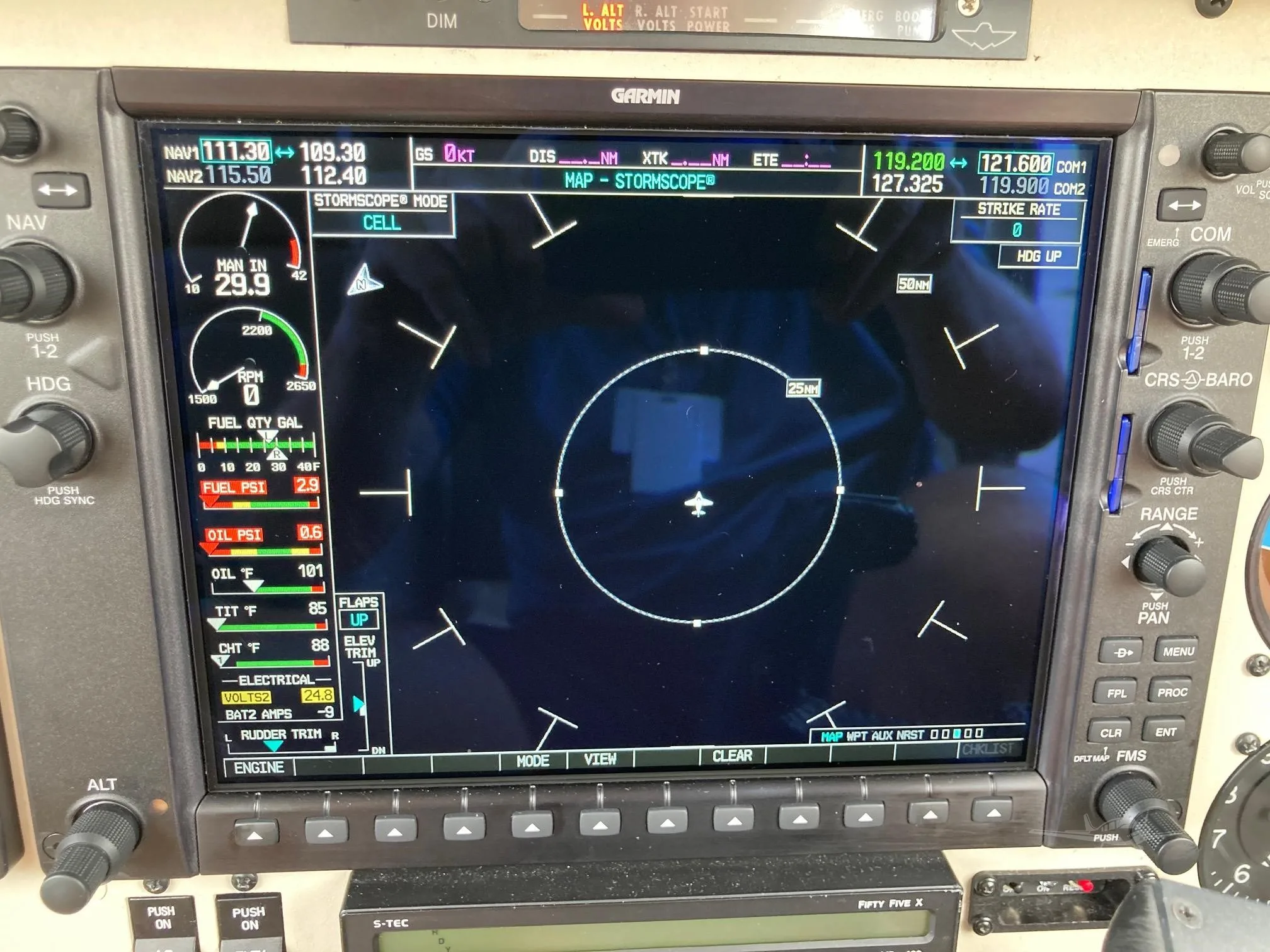 Avionics suite of a 2005 MOONEY M20M GX BRAVO.