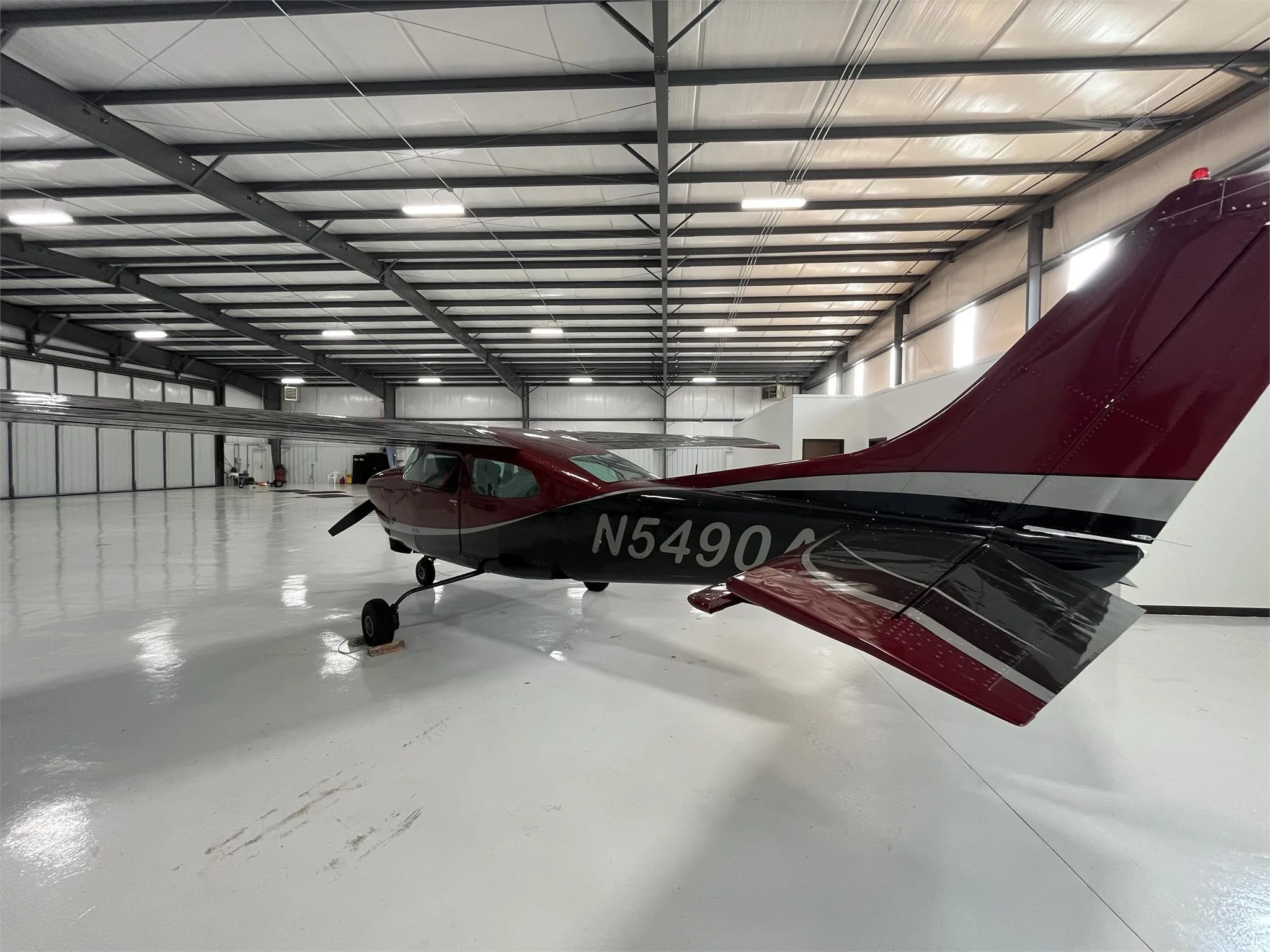 Exterior view of a 1979 CESSNA TURBO 210N, N5490A.