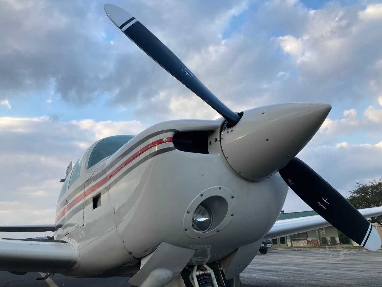 1985 Mooney M20J SE