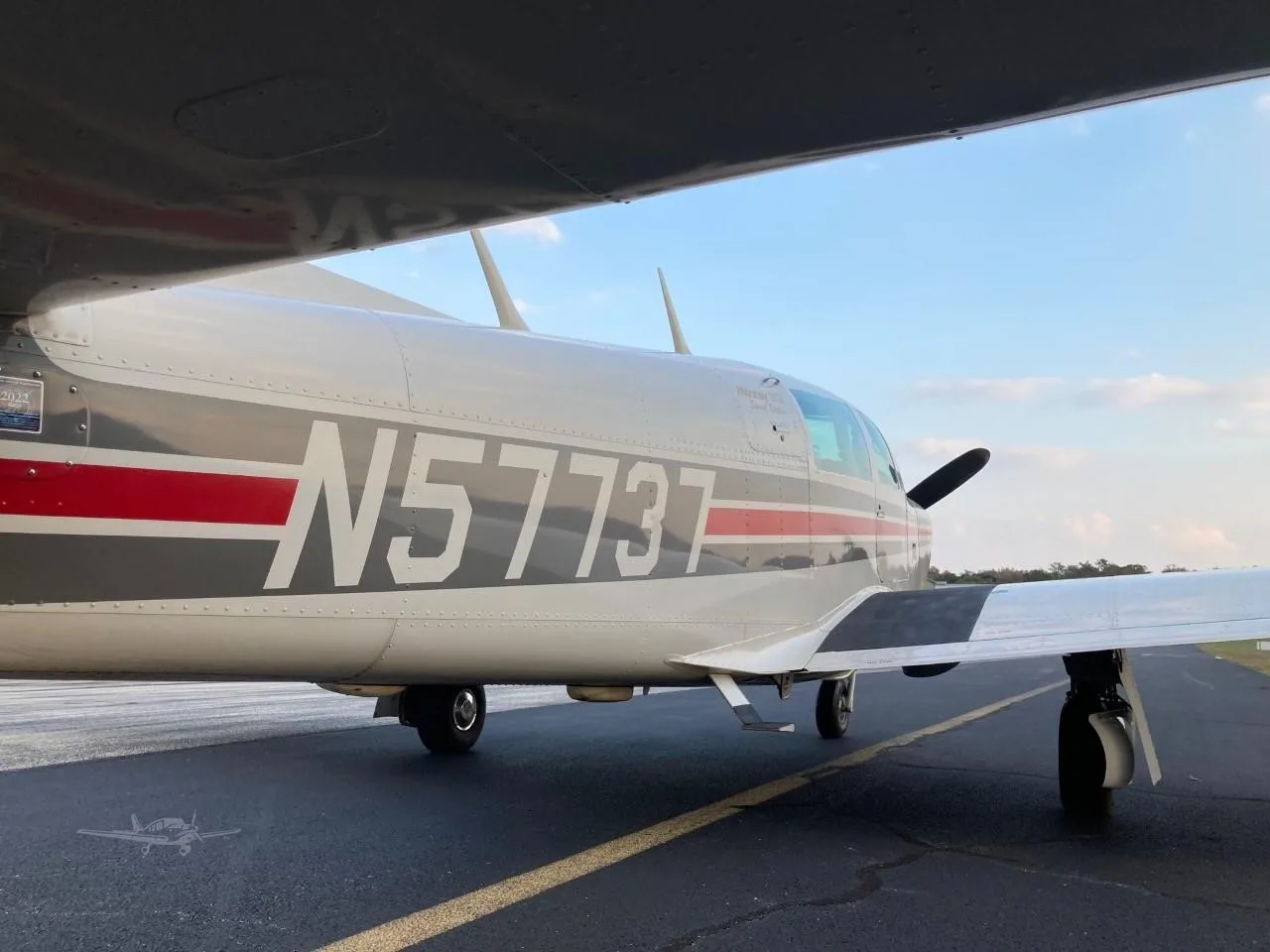 1985 Mooney M20J SE
