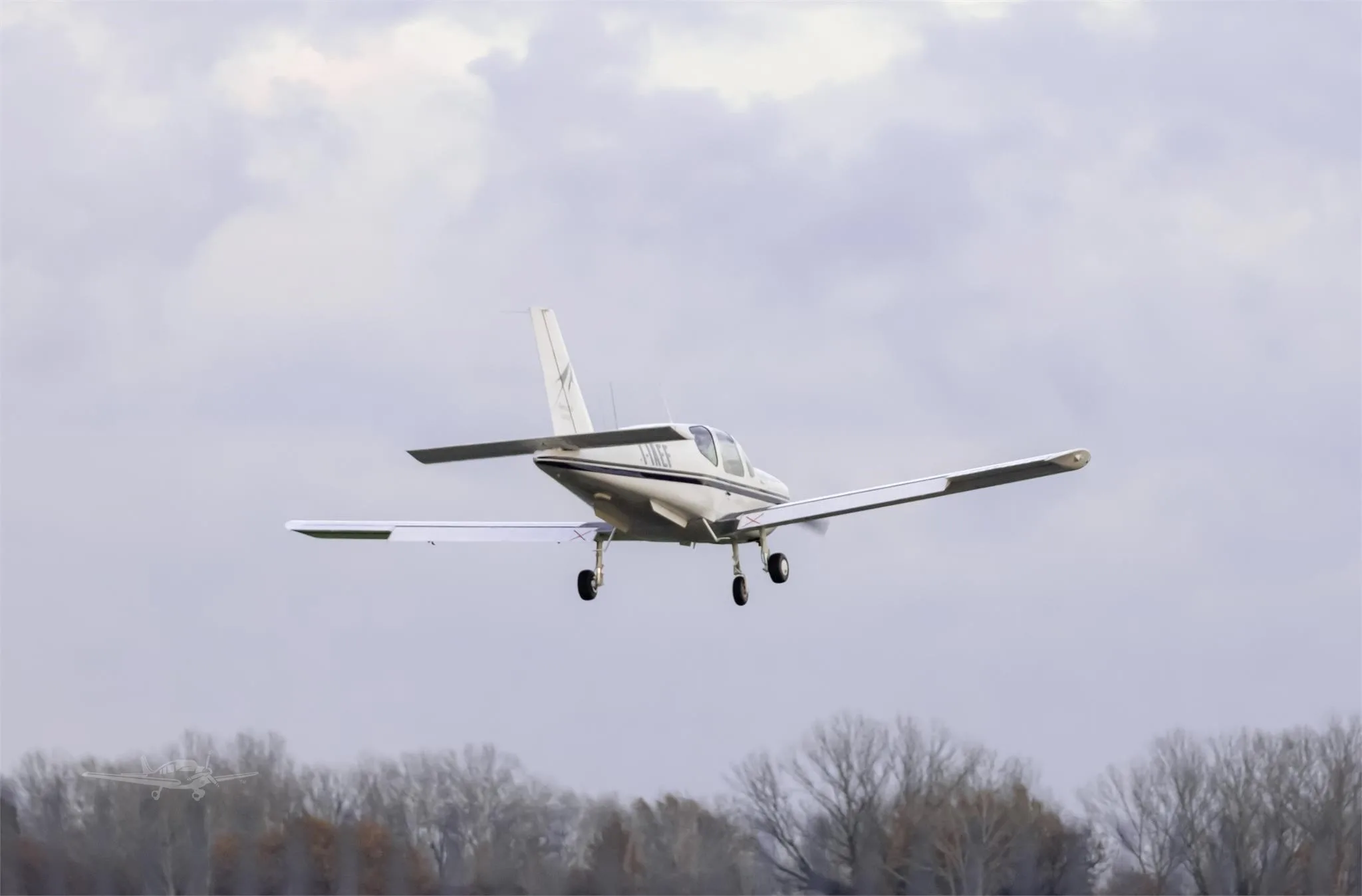 Exterior view of a 1992 SOCATA TB-9 TAMPICO, I-IAEF.