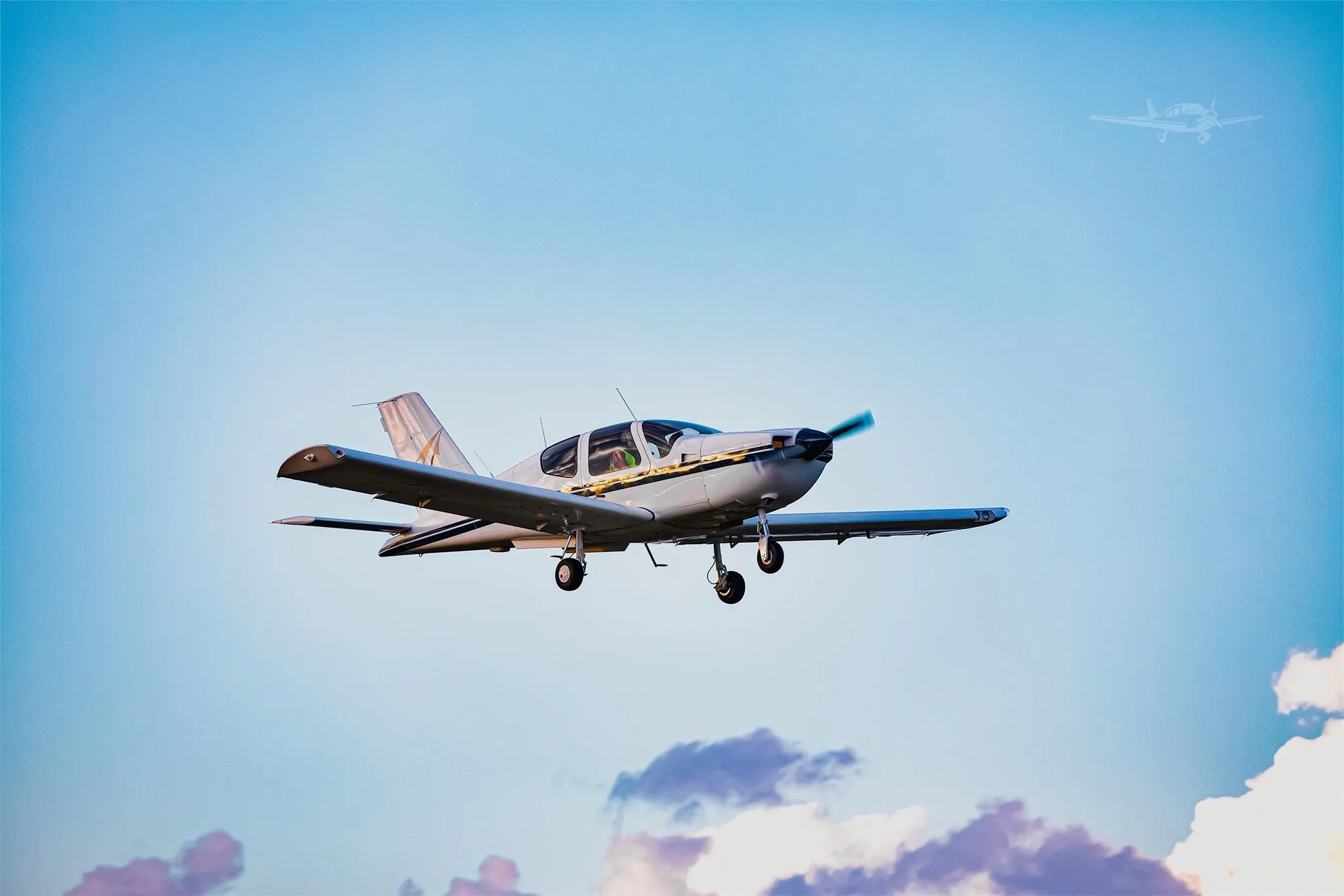 Exterior view of a 1992 SOCATA TB-9 TAMPICO, I-IAEF.