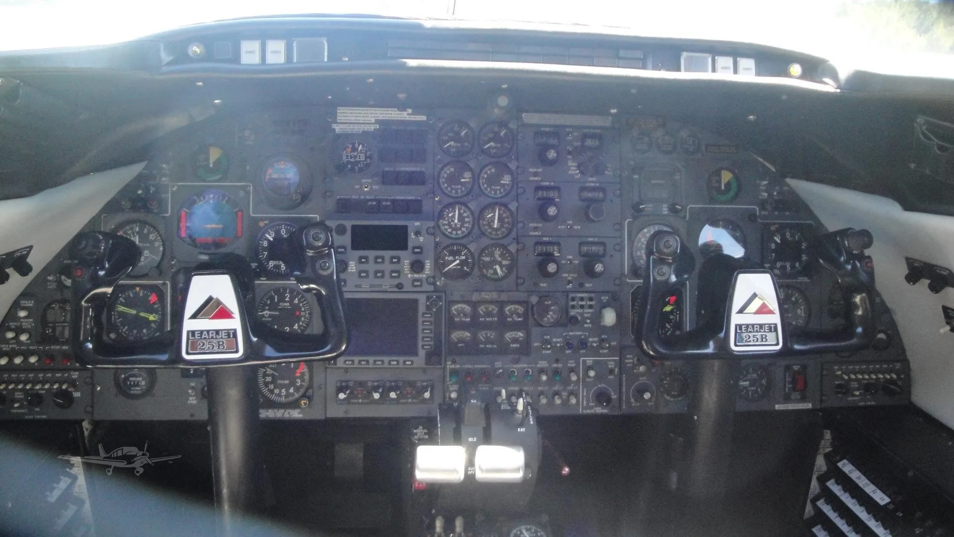 1975 Learjet 25B