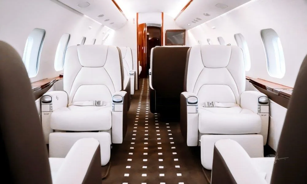 Cabin interior of a BOMBARDIER GLOBAL EXPRESS.