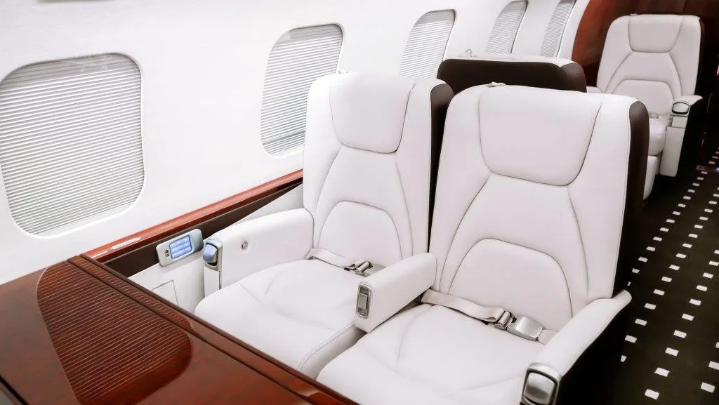 Cabin interior of a BOMBARDIER GLOBAL EXPRESS.