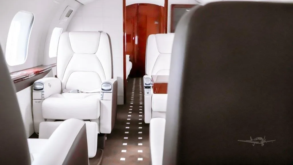 Cabin interior of a BOMBARDIER GLOBAL EXPRESS.