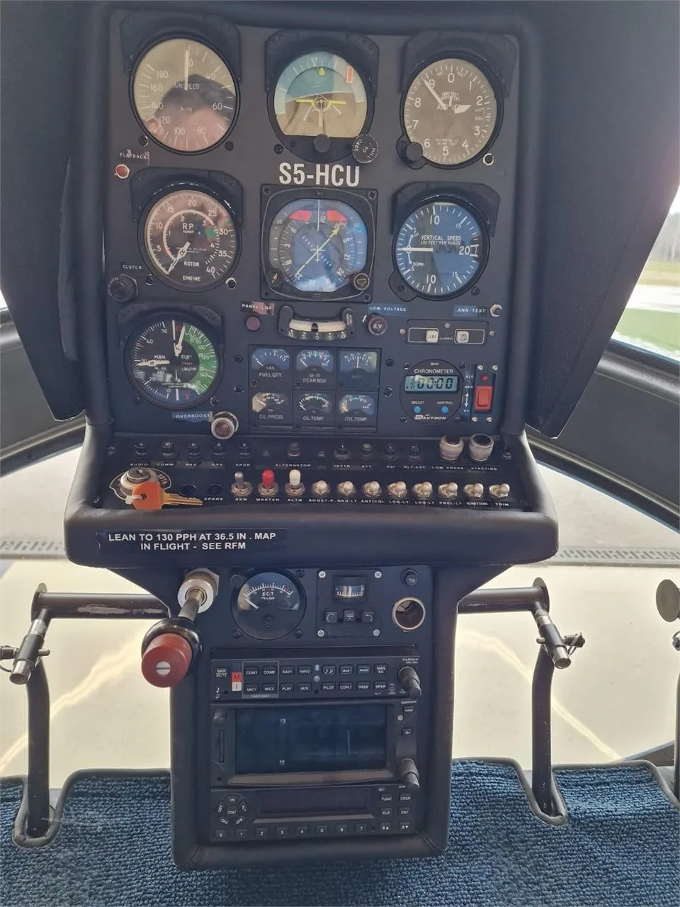 Cockpit and instrument panel of a 1980 ENSTROM 280C SHARK.