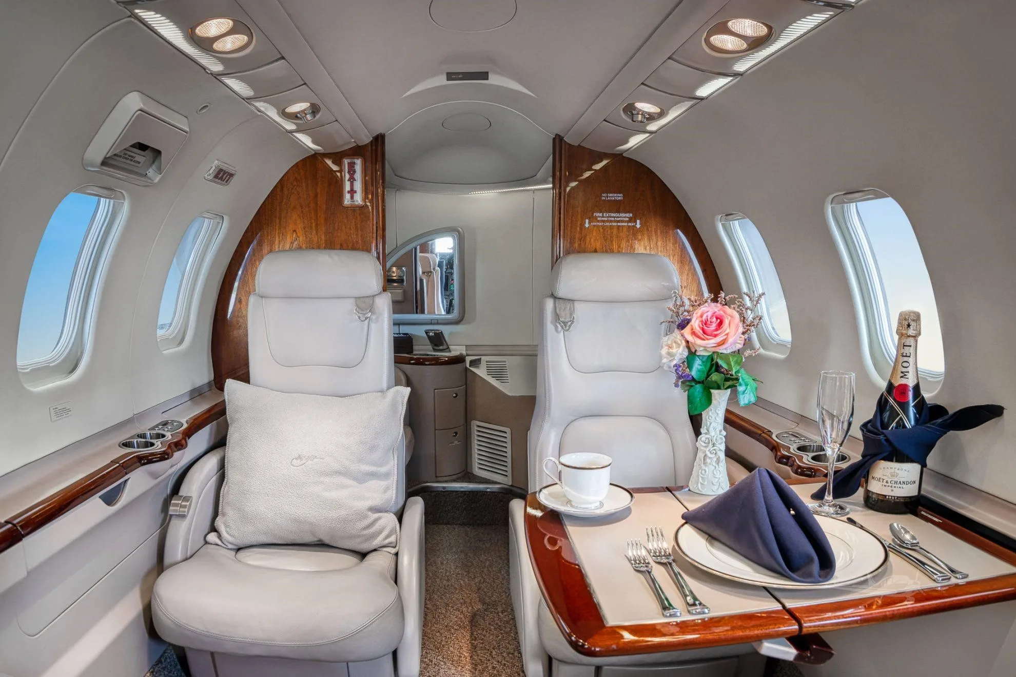 1999 Learjet 45
