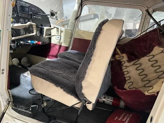 Cabin interior of a 1955 CESSNA 180.