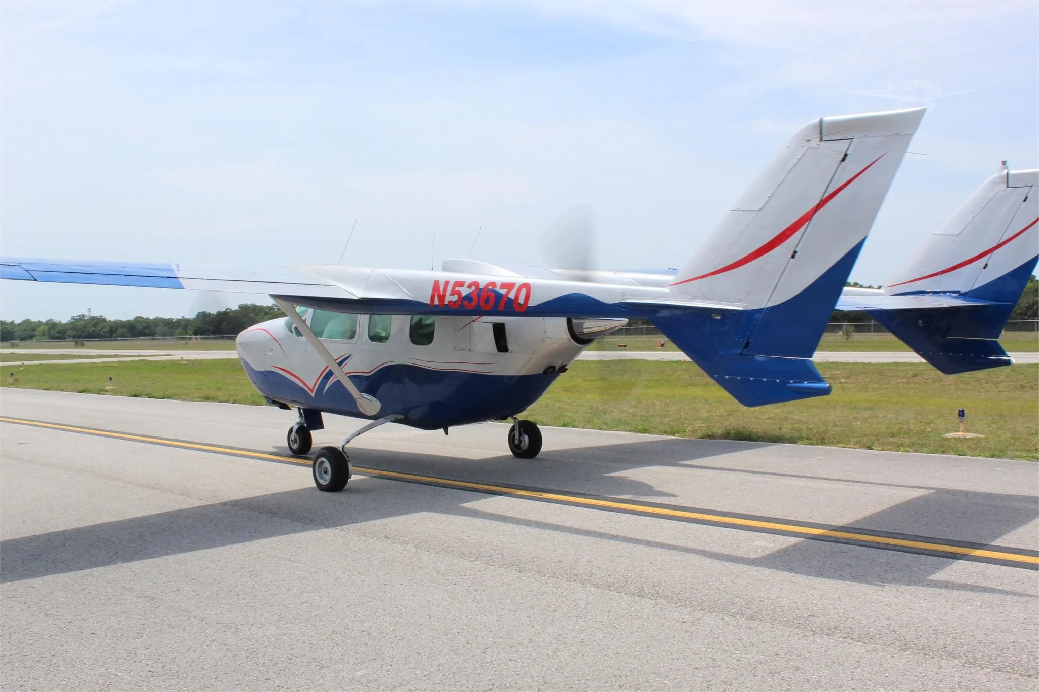 Exterior view of a 1976 CESSNA 337G, N53670.