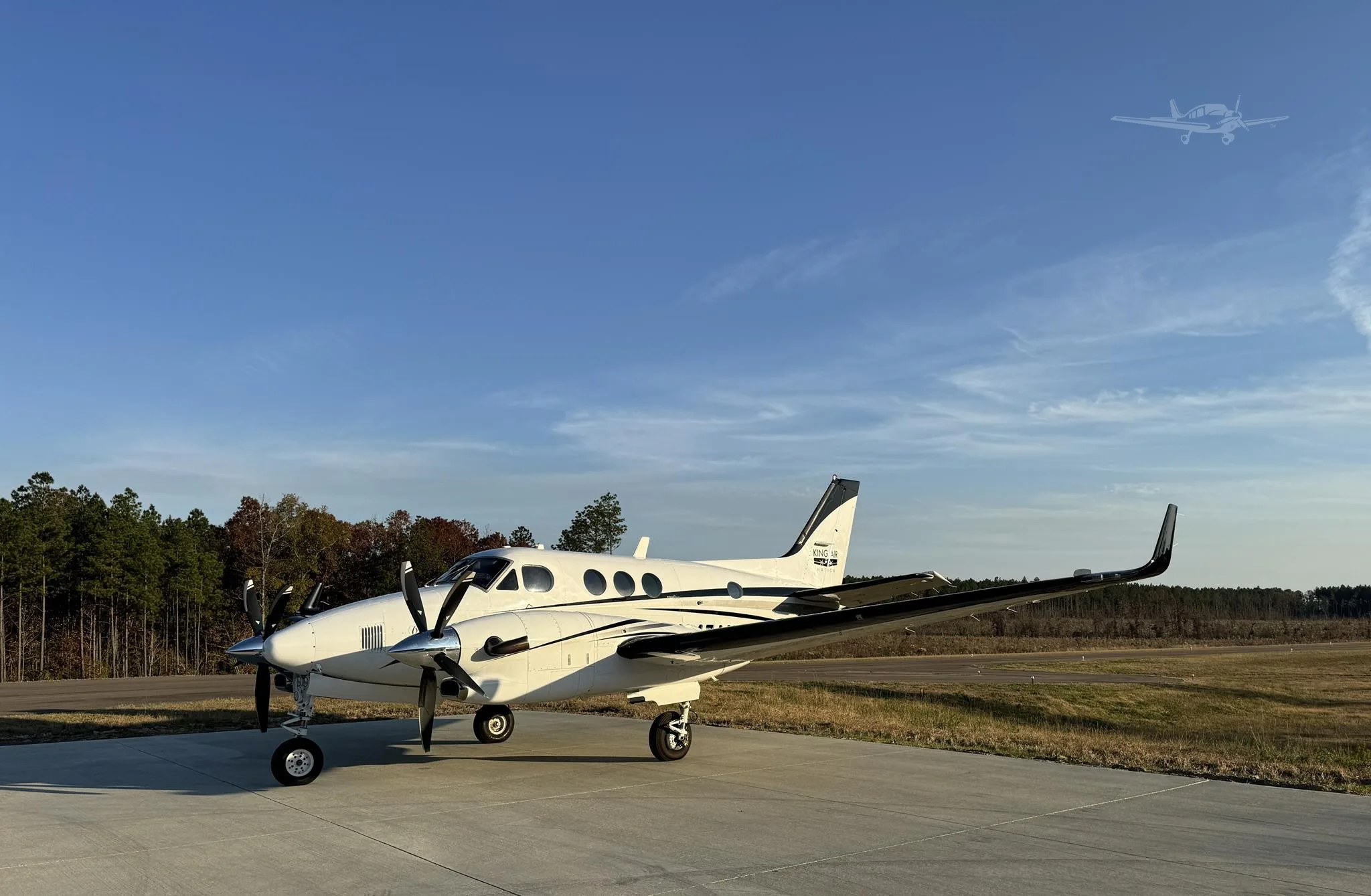 Exterior view of a 1990 BEECHCRAFT KING AIR C90A, N947AM.