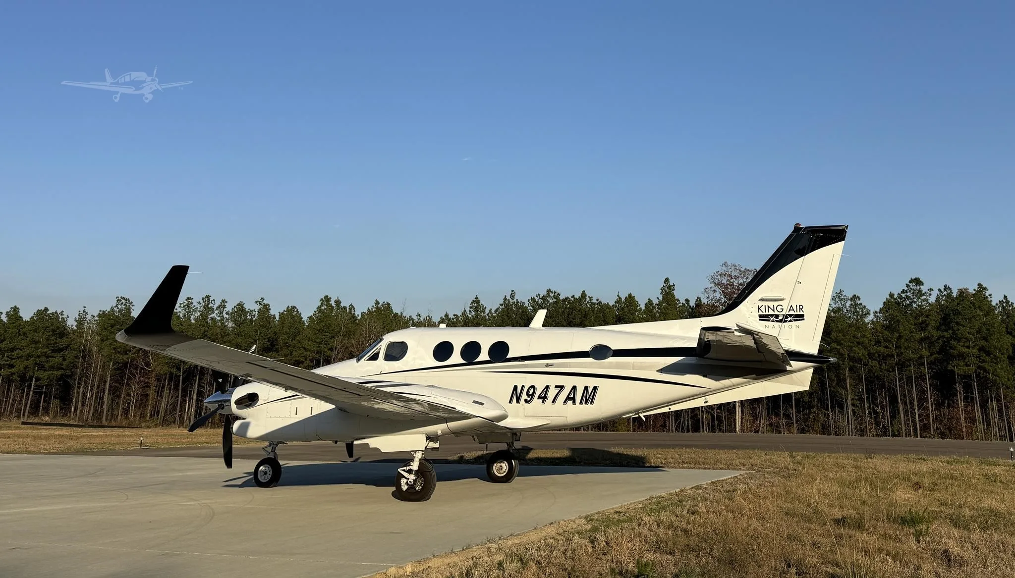 Exterior view of a 1990 BEECHCRAFT KING AIR C90A, N947AM.