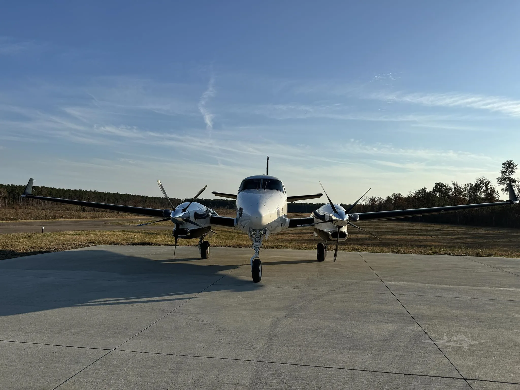Exterior view of a 1990 BEECHCRAFT KING AIR C90A, N947AM.