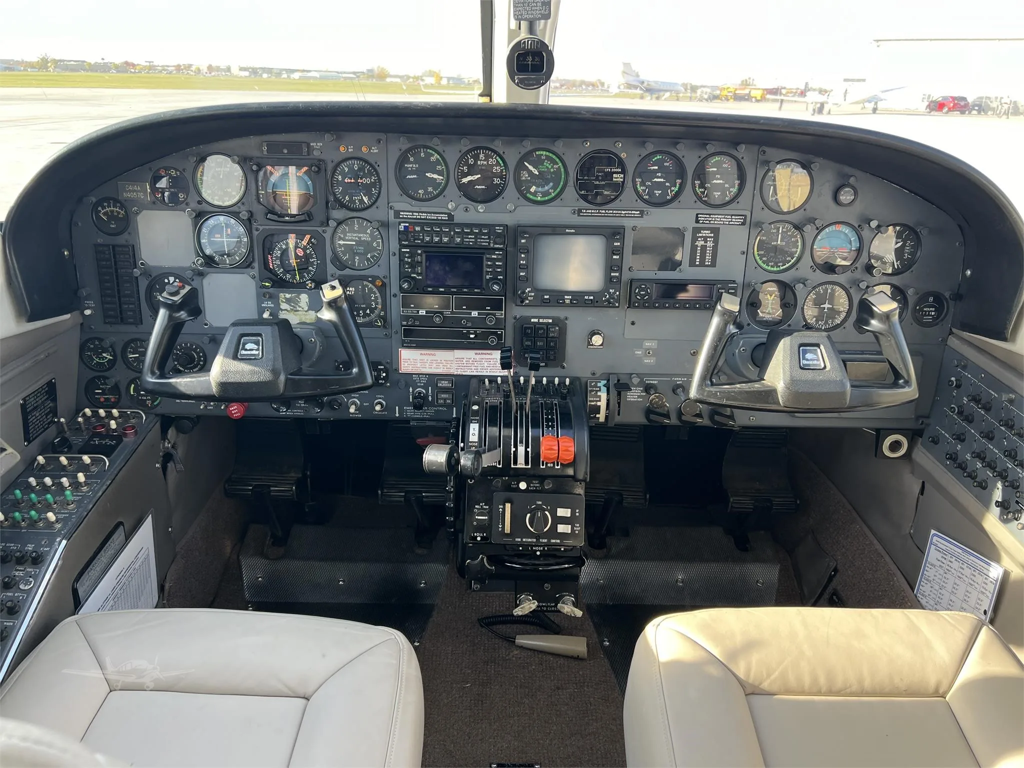 Cockpit and instrument panel of a 1982 CESSNA 414A.