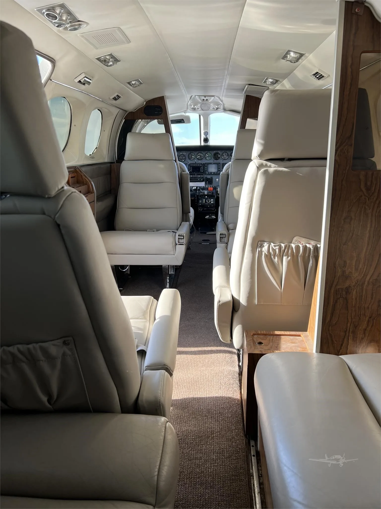 Cabin interior of a 1982 CESSNA 414A.