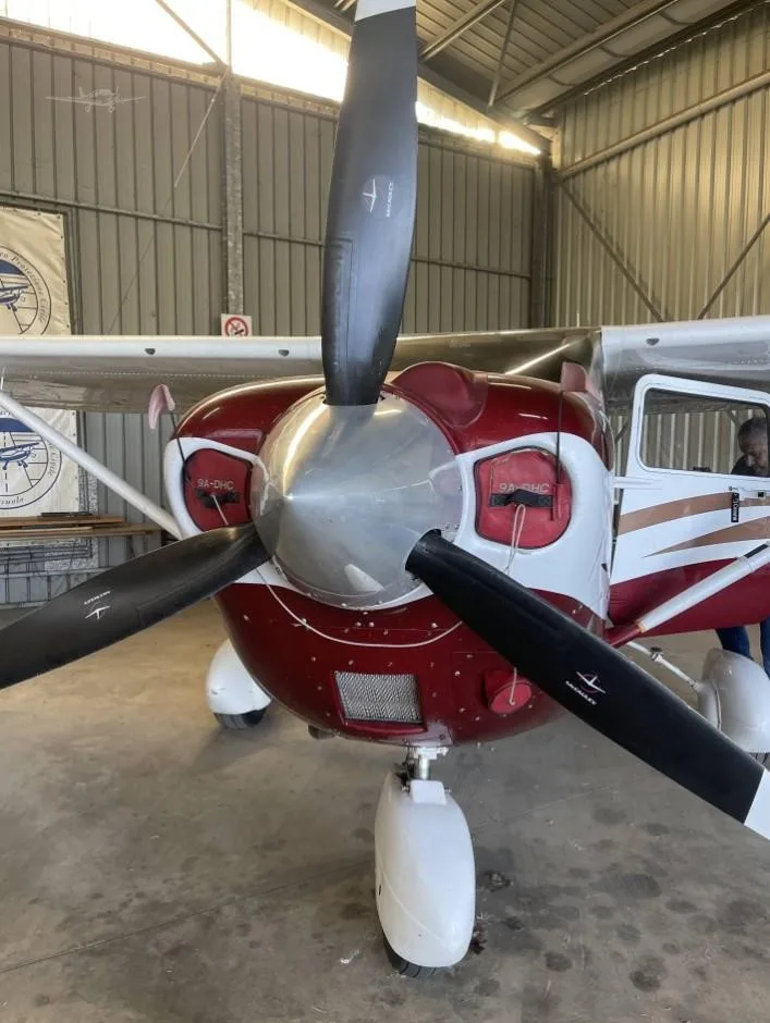 Exterior view of a 2006 CESSNA TURBO 206H STATIONAIR, 9H-DHC.