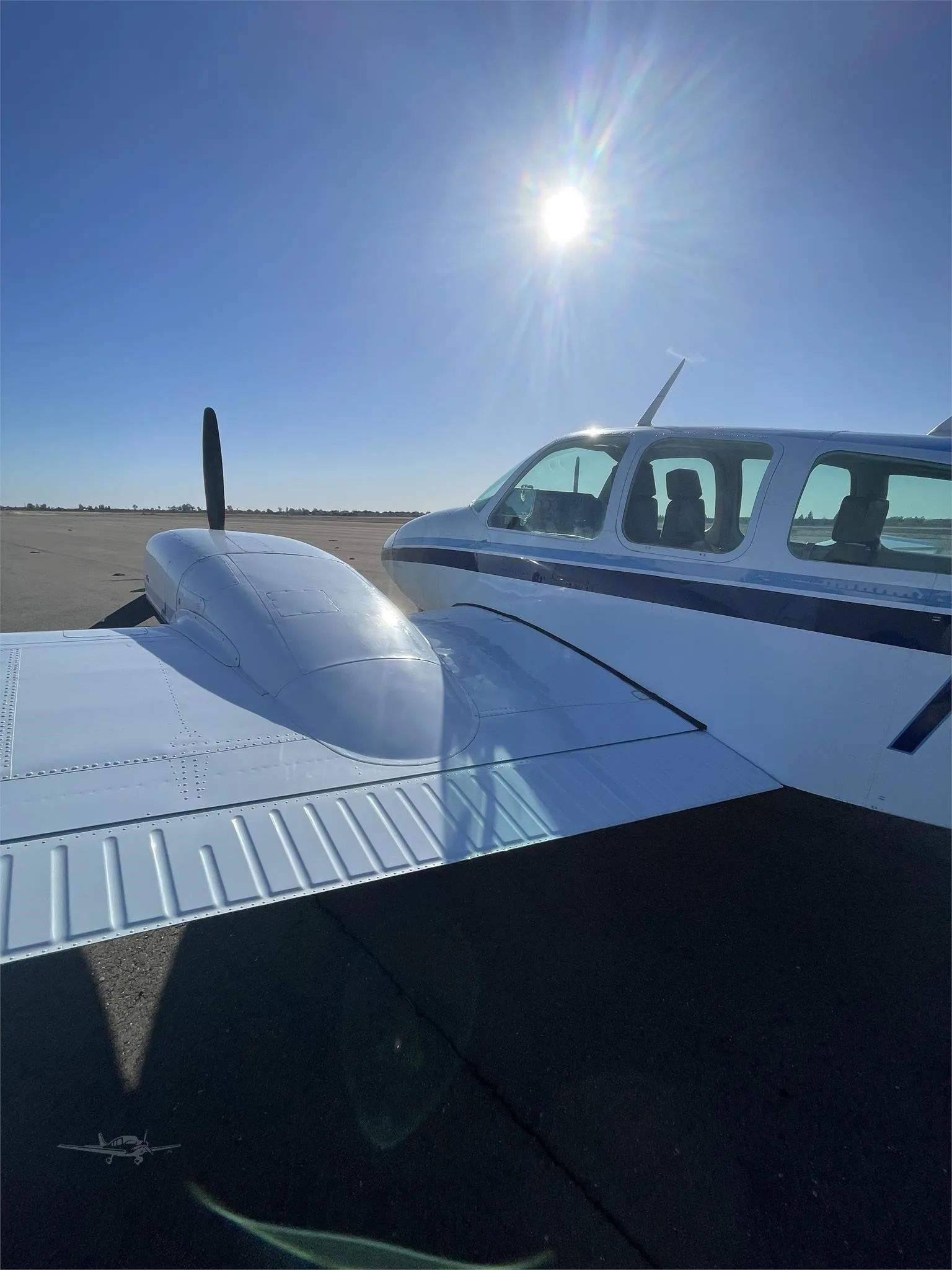 Exterior view of a 1978 BEECHCRAFT B55 BARON, N236JE.