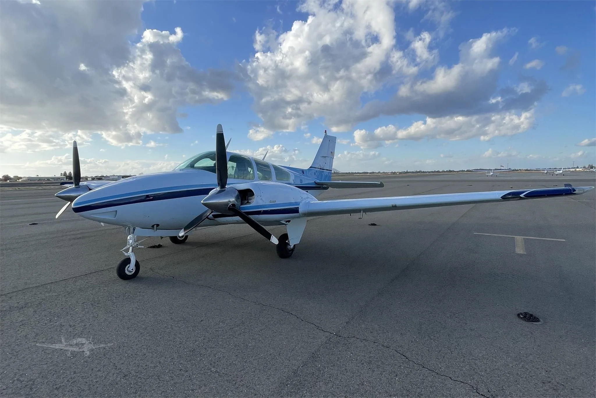 Exterior view of a 1978 BEECHCRAFT B55 BARON, N236JE.