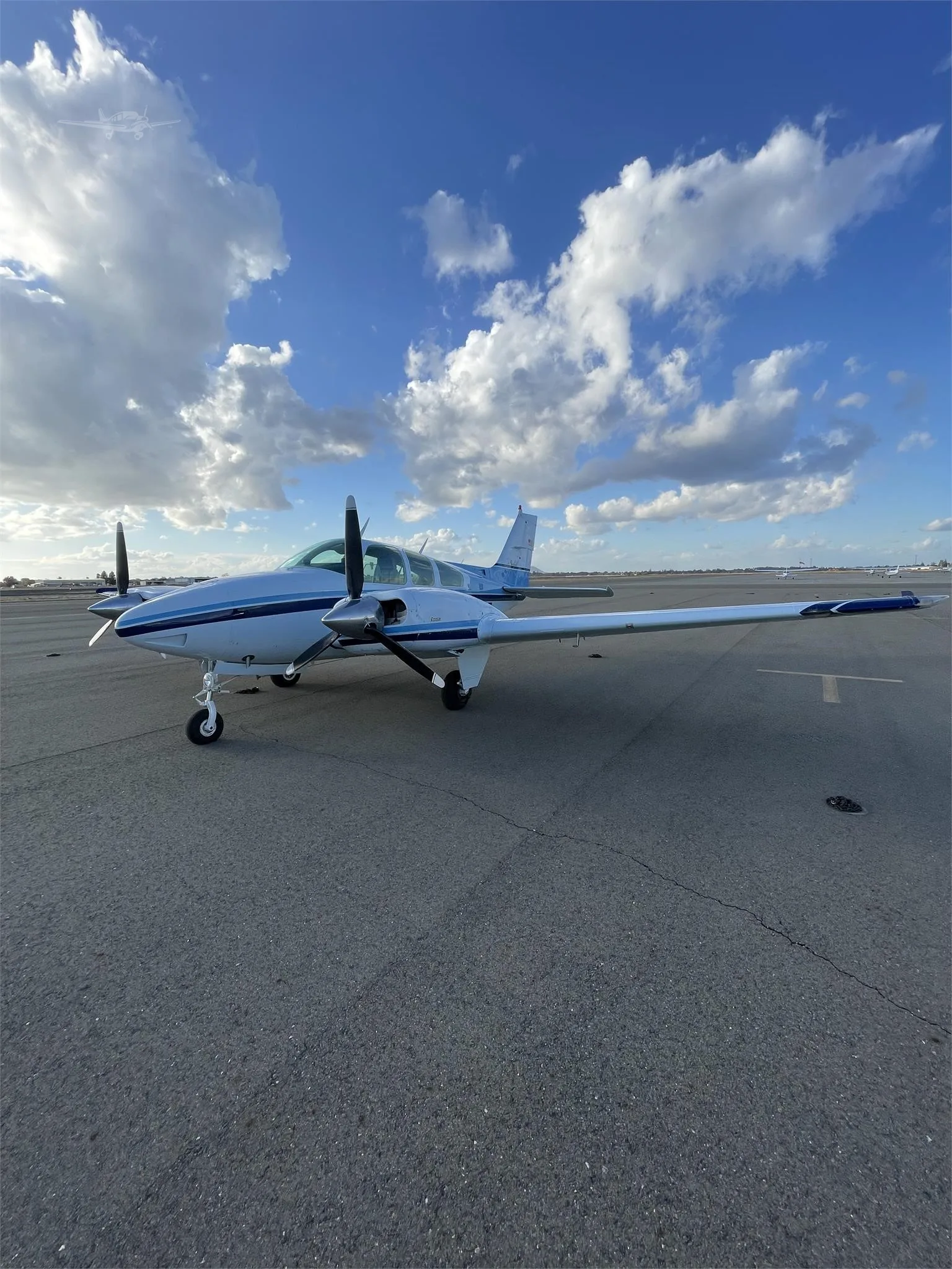 Exterior view of a 1978 BEECHCRAFT B55 BARON, N236JE.