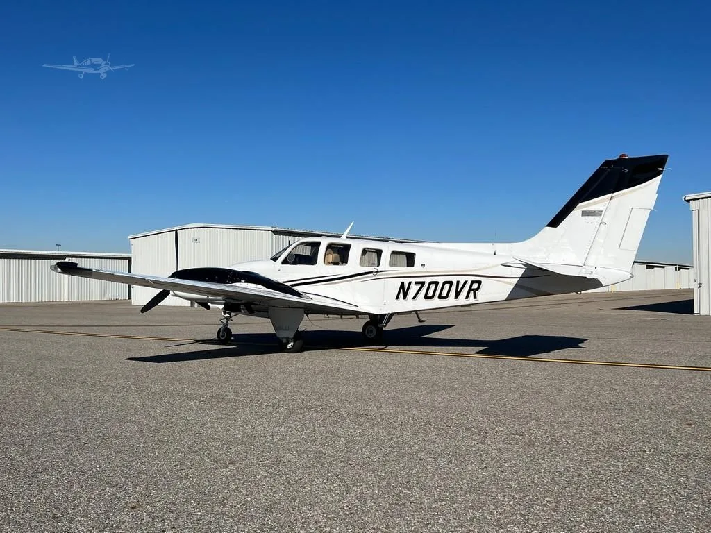 Exterior view of a 1979 BEECHCRAFT 58P BARON, N700VR.