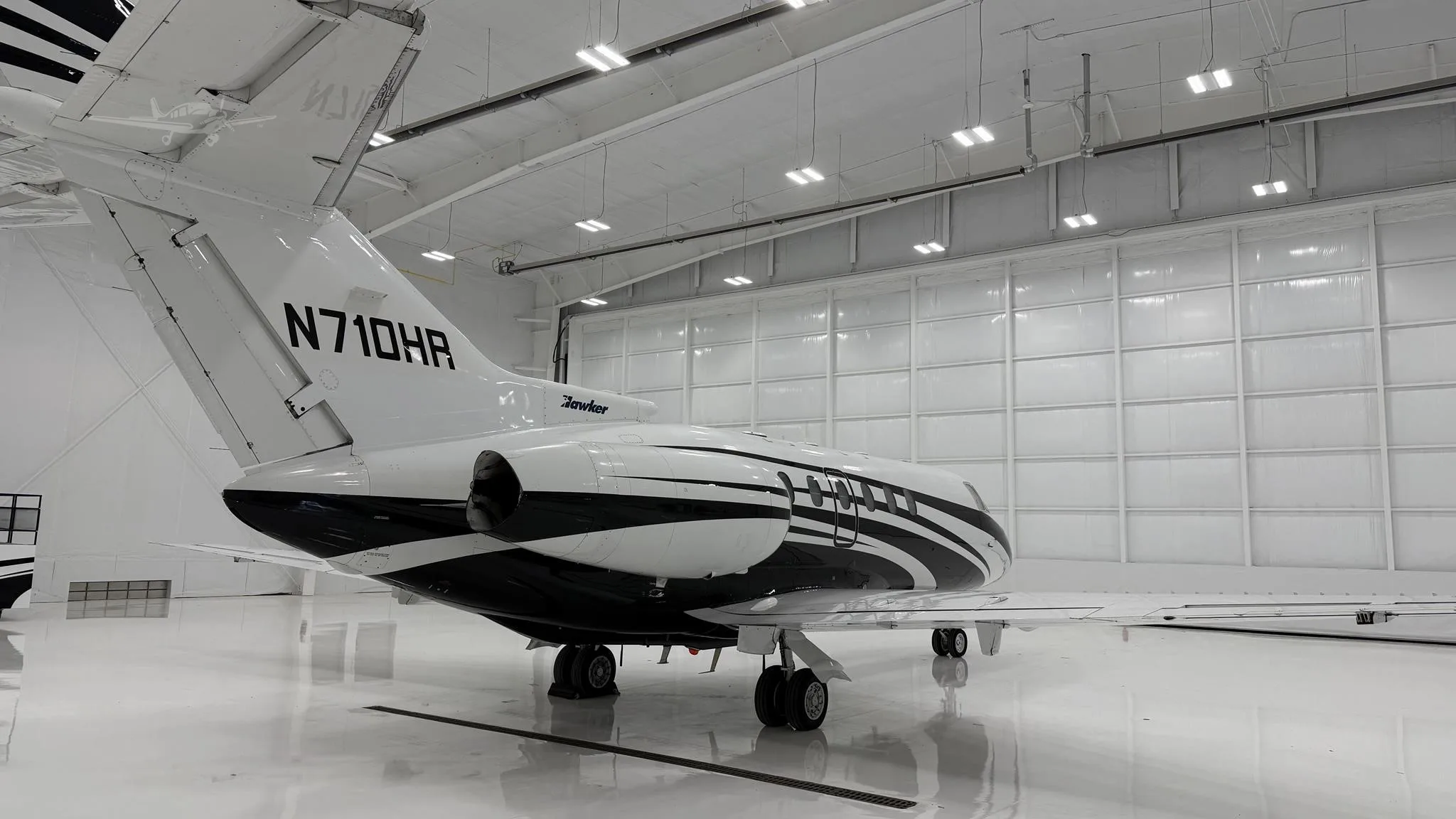 Exterior view of a 1998 HAWKER 800XP, N710HR.