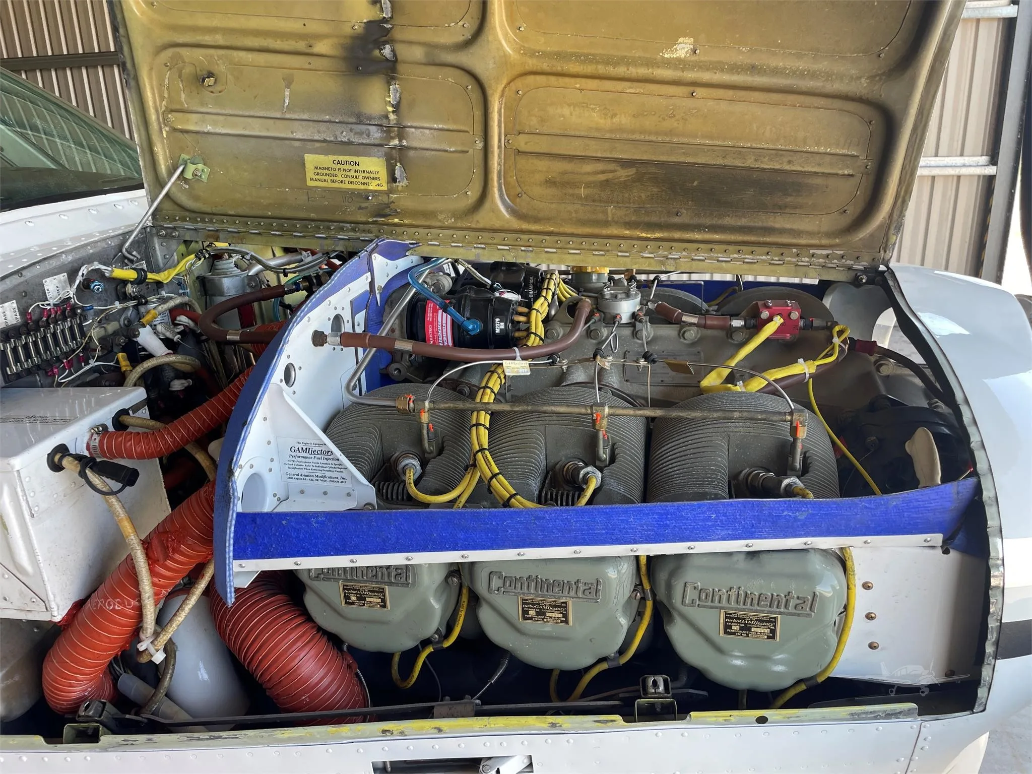 Cockpit and instrument panel of a 1978 BEECHCRAFT A36 BONANZA.
