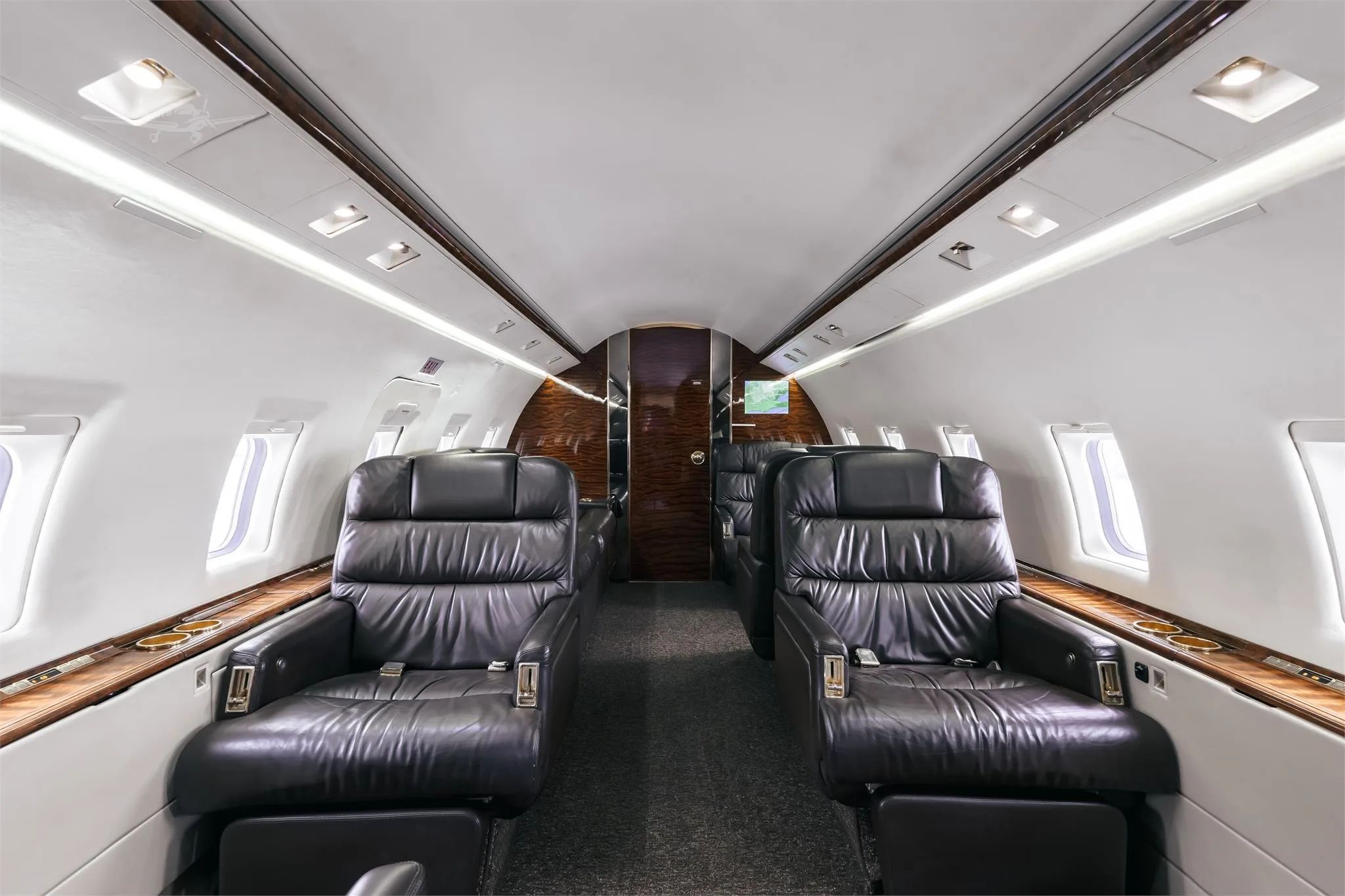 Cabin interior of a 1993 BOMBARDIER CHALLENGER 601-3A/ER.