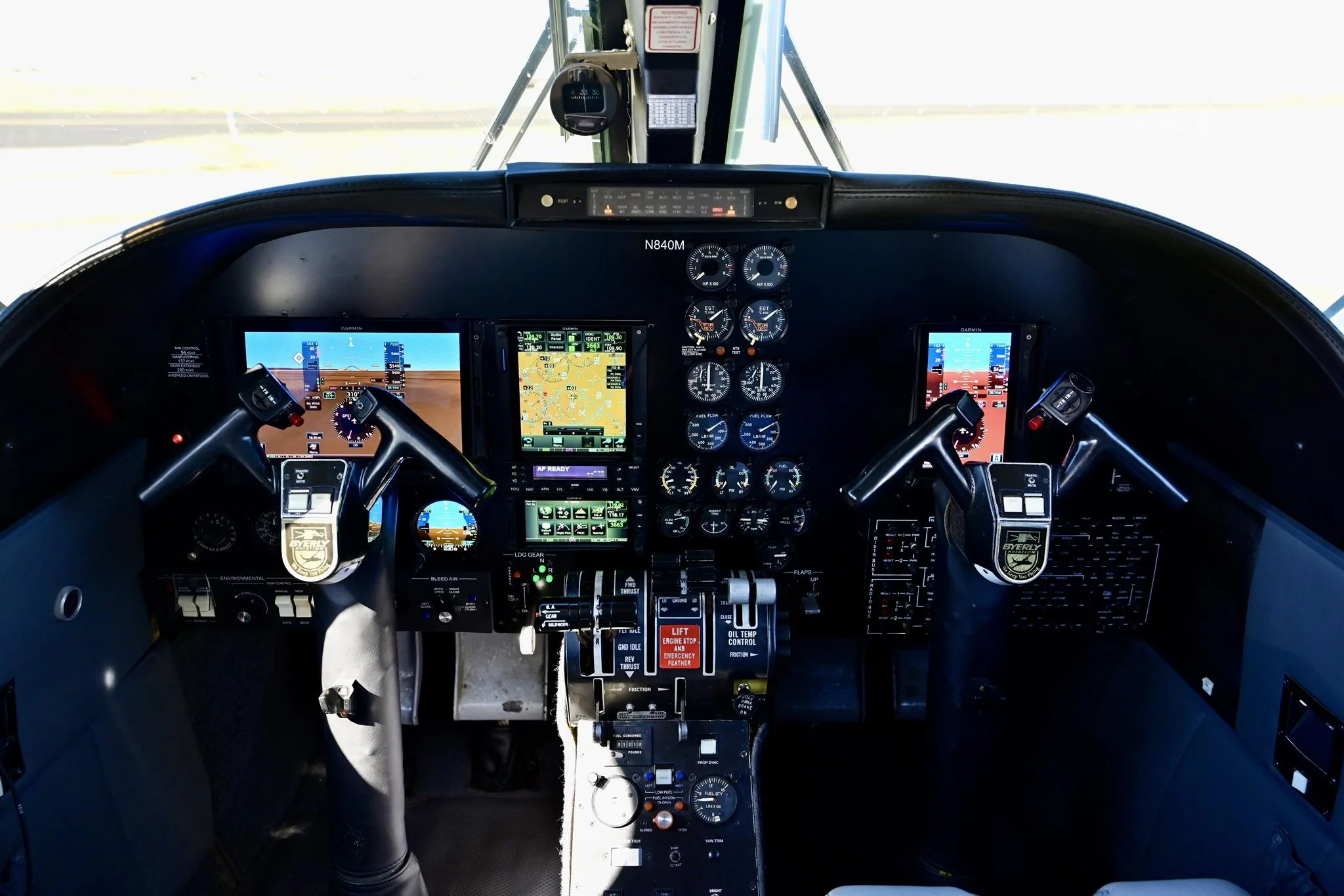 1981 Commander 840