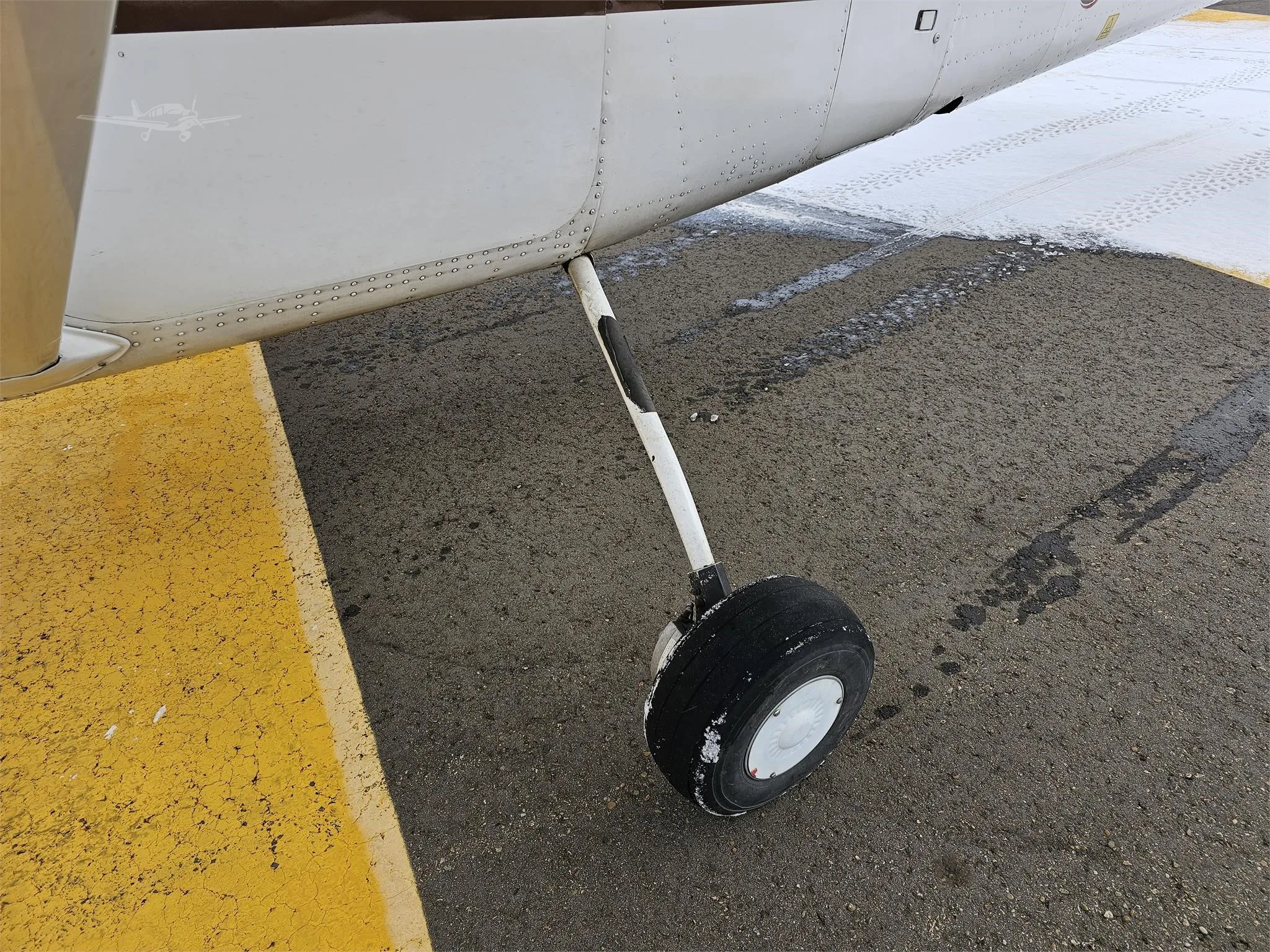Exterior view of a 1979 CESSNA TURBO R182RG SKYLANE, C-GODX.