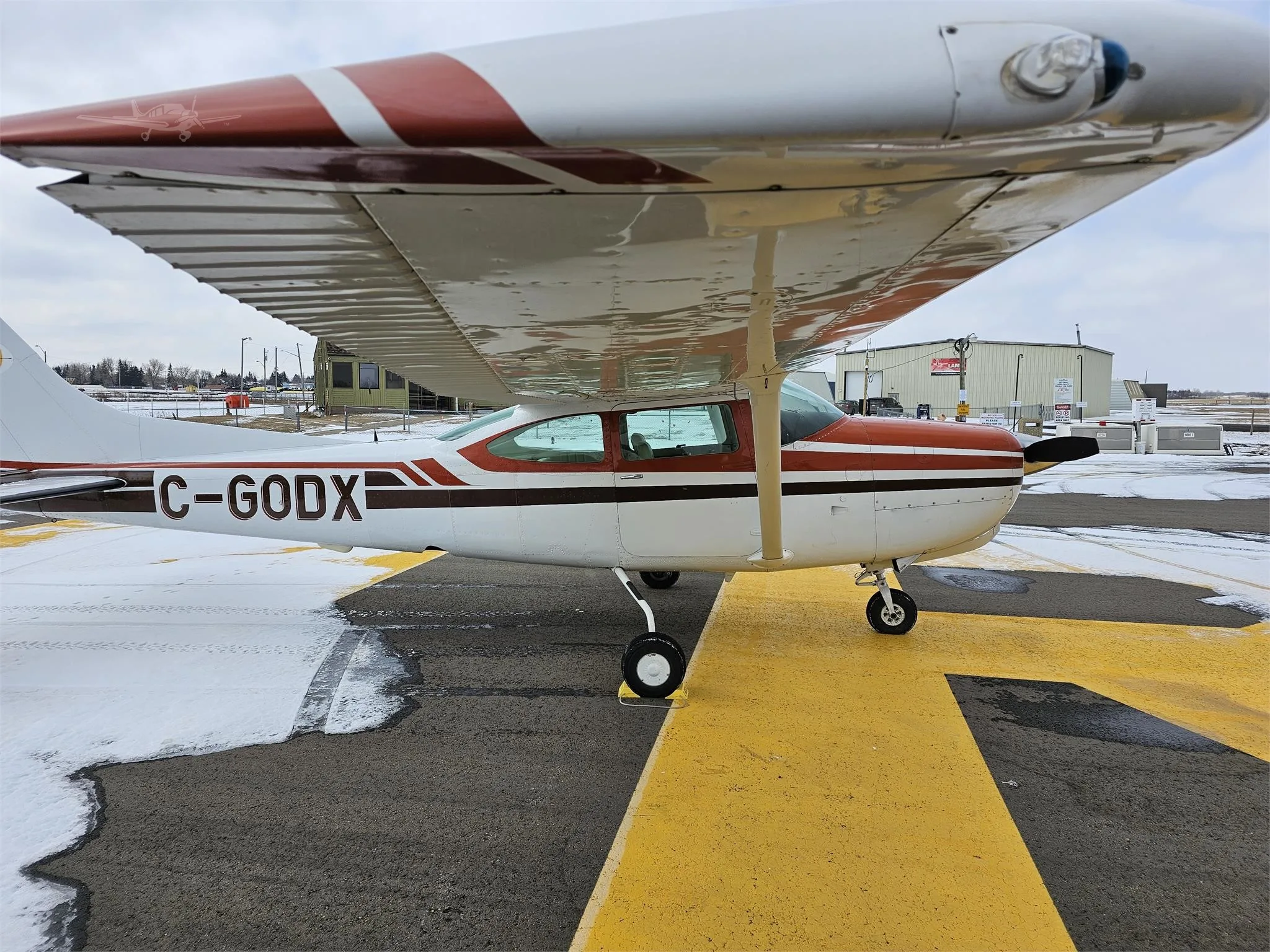 Exterior view of a 1979 CESSNA TURBO R182RG SKYLANE, C-GODX.