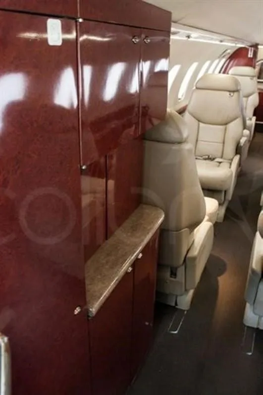 Cabin interior of a 2001 LEARJET 45.