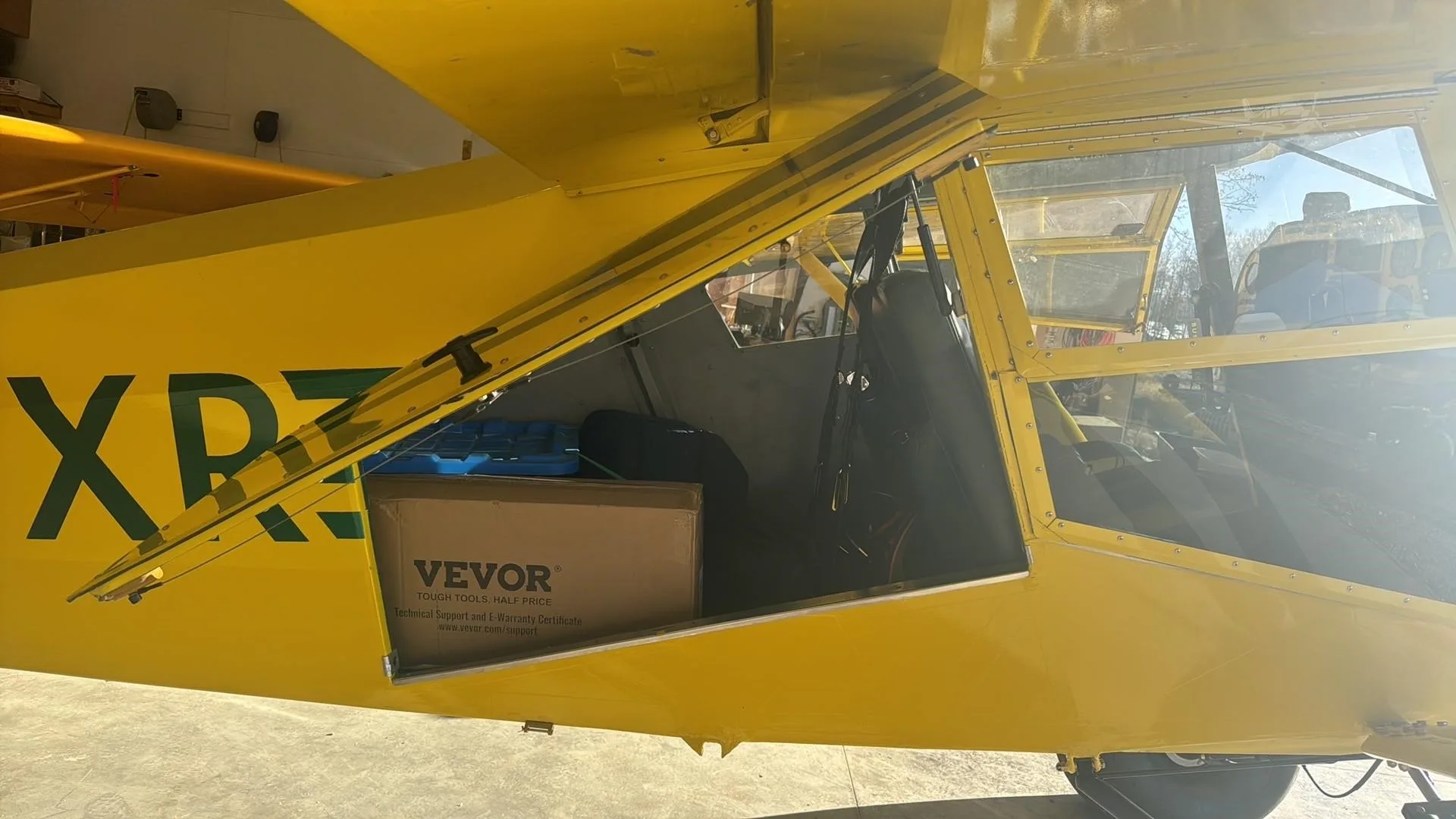 Engine detail of a 2003 PIPER SUPER CUB.
