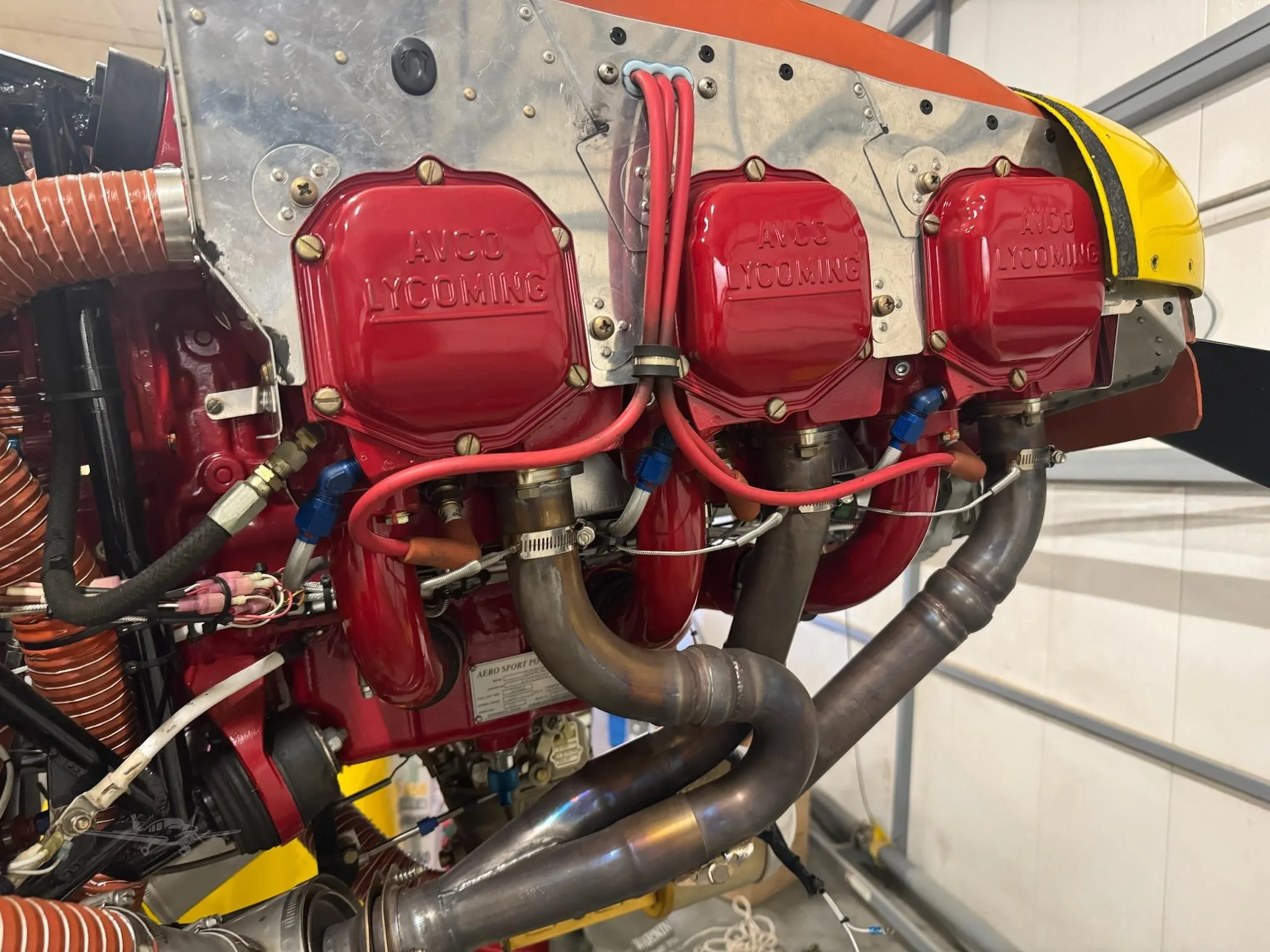 Engine detail of a 2003 PIPER SUPER CUB.