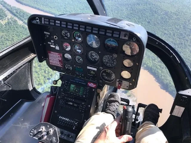 Avionics suite of a 1990 BELL 206L-3.