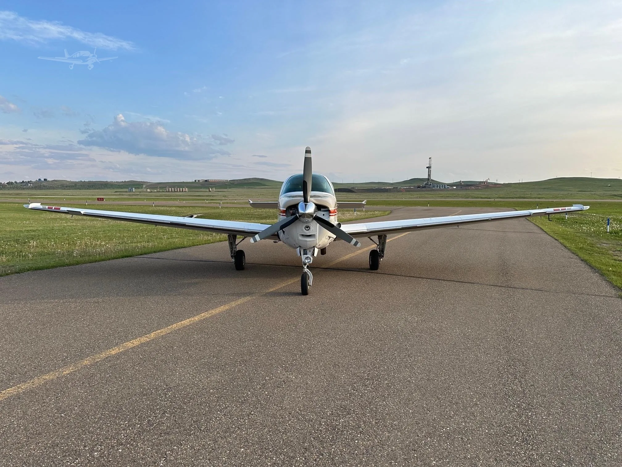 Exterior view of a 1987 BEECHCRAFT B36TC BONANZA, N3070T.