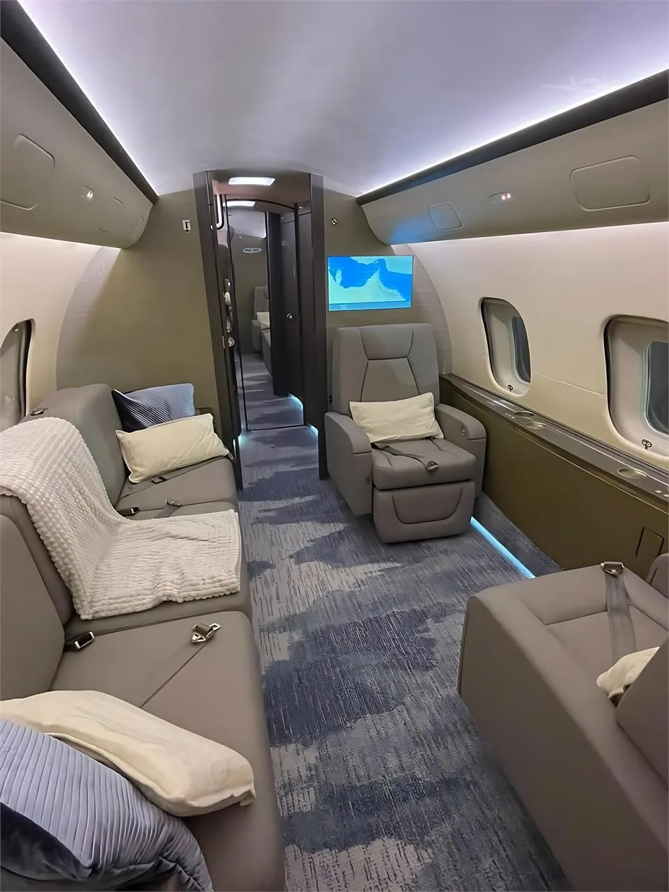 2013 Bombardier Global 5000