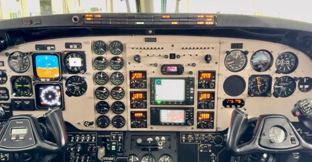 Cockpit and instrument panel of a 2006 BEECHCRAFT KING AIR C90GT.